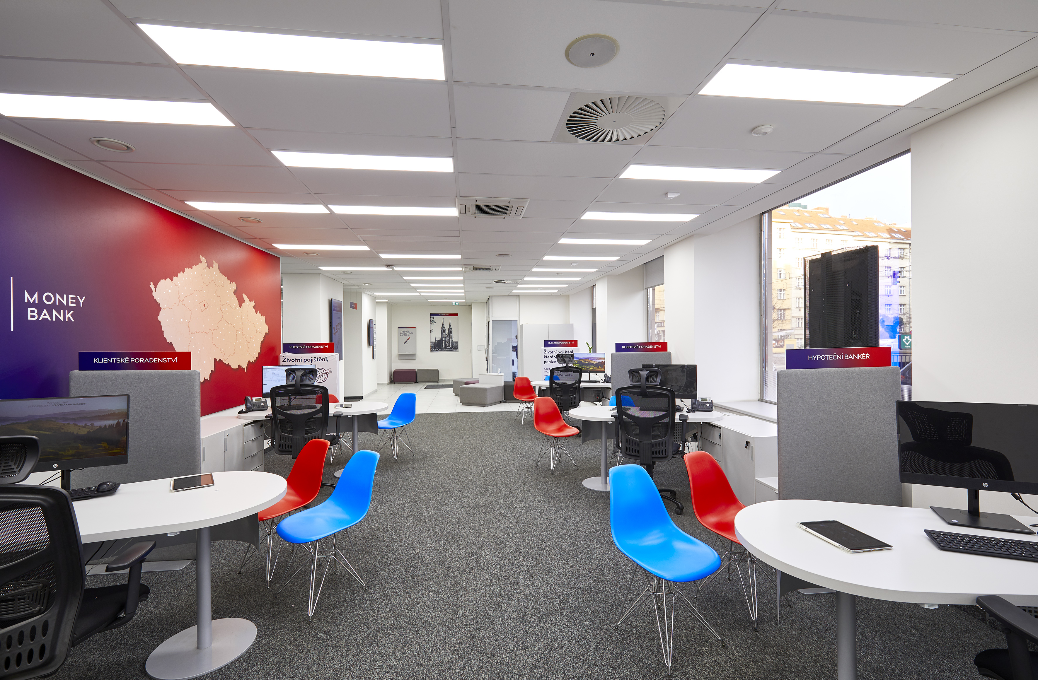 MONETA Money Bank foto 2