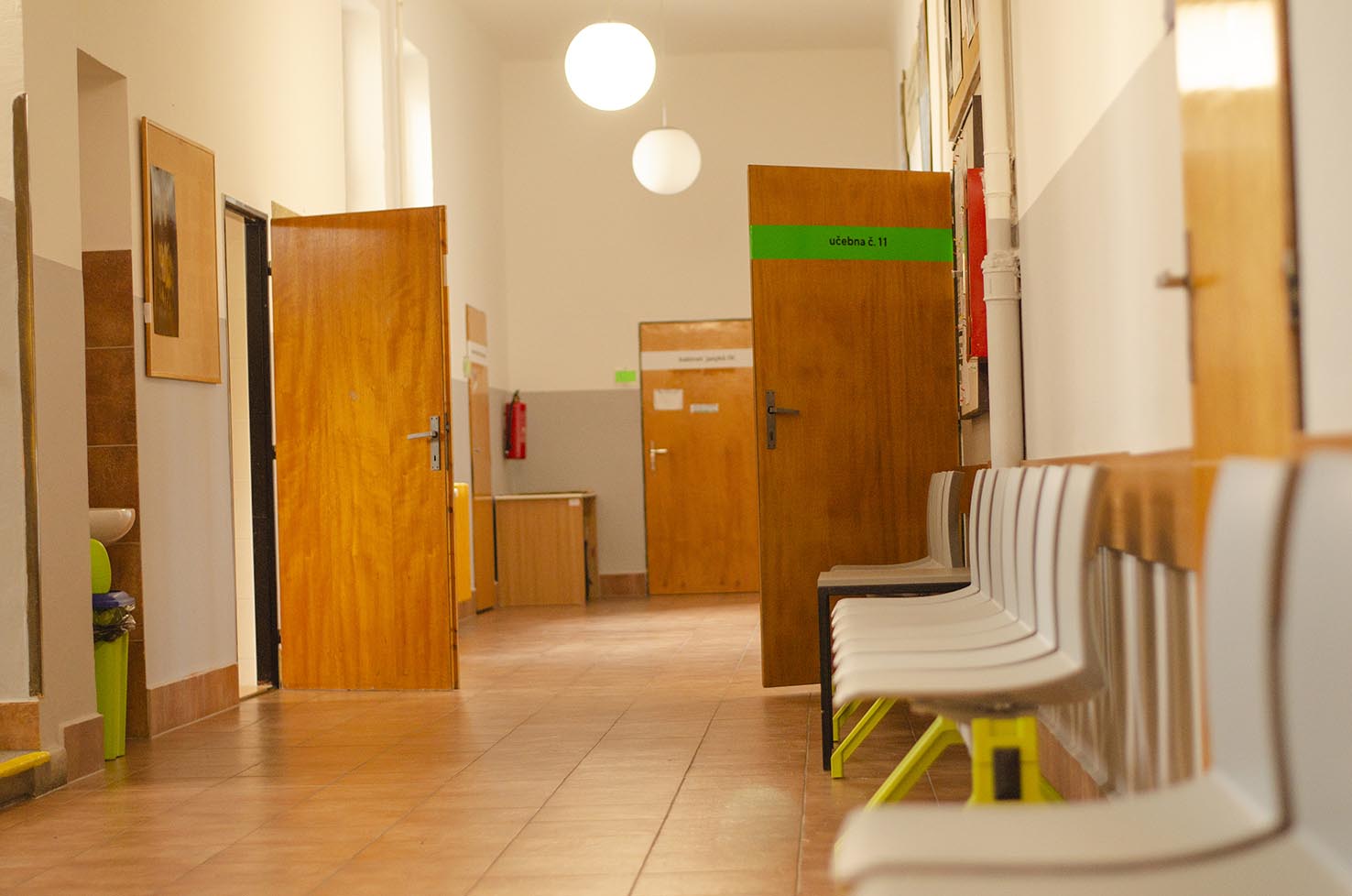 Střední odborná škola obchodu, užitého umění a designu, Plzeň - odborné učiliště foto 2