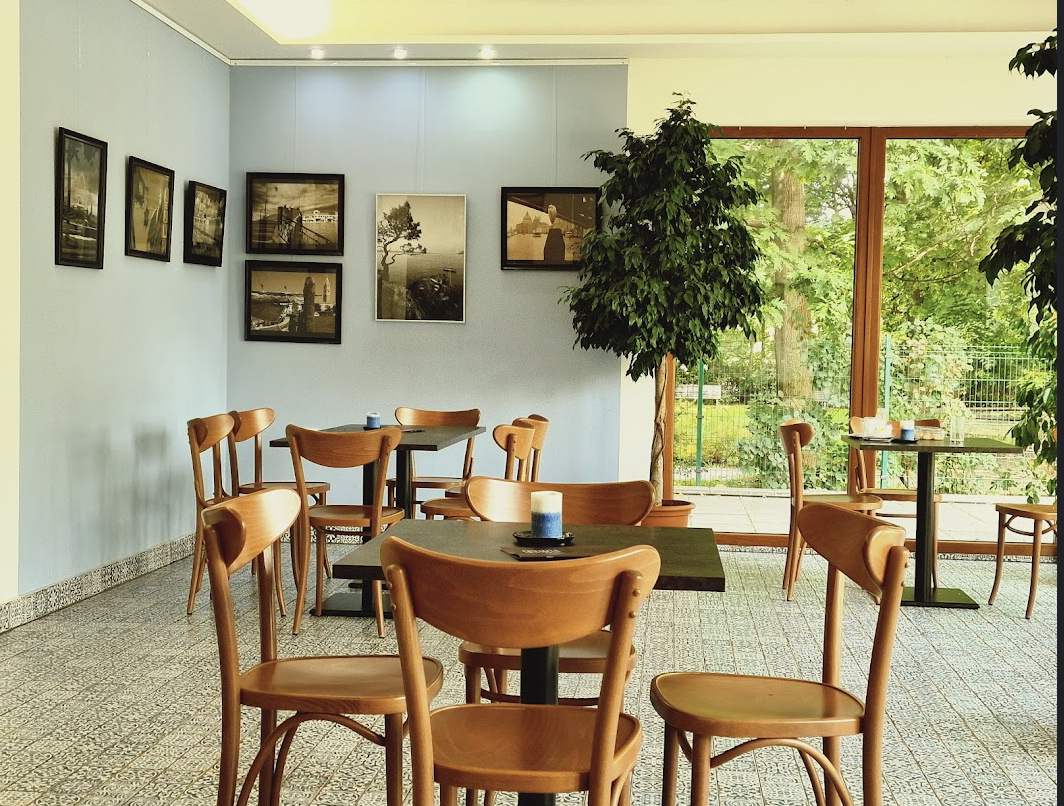 NEZO CAFE foto 2