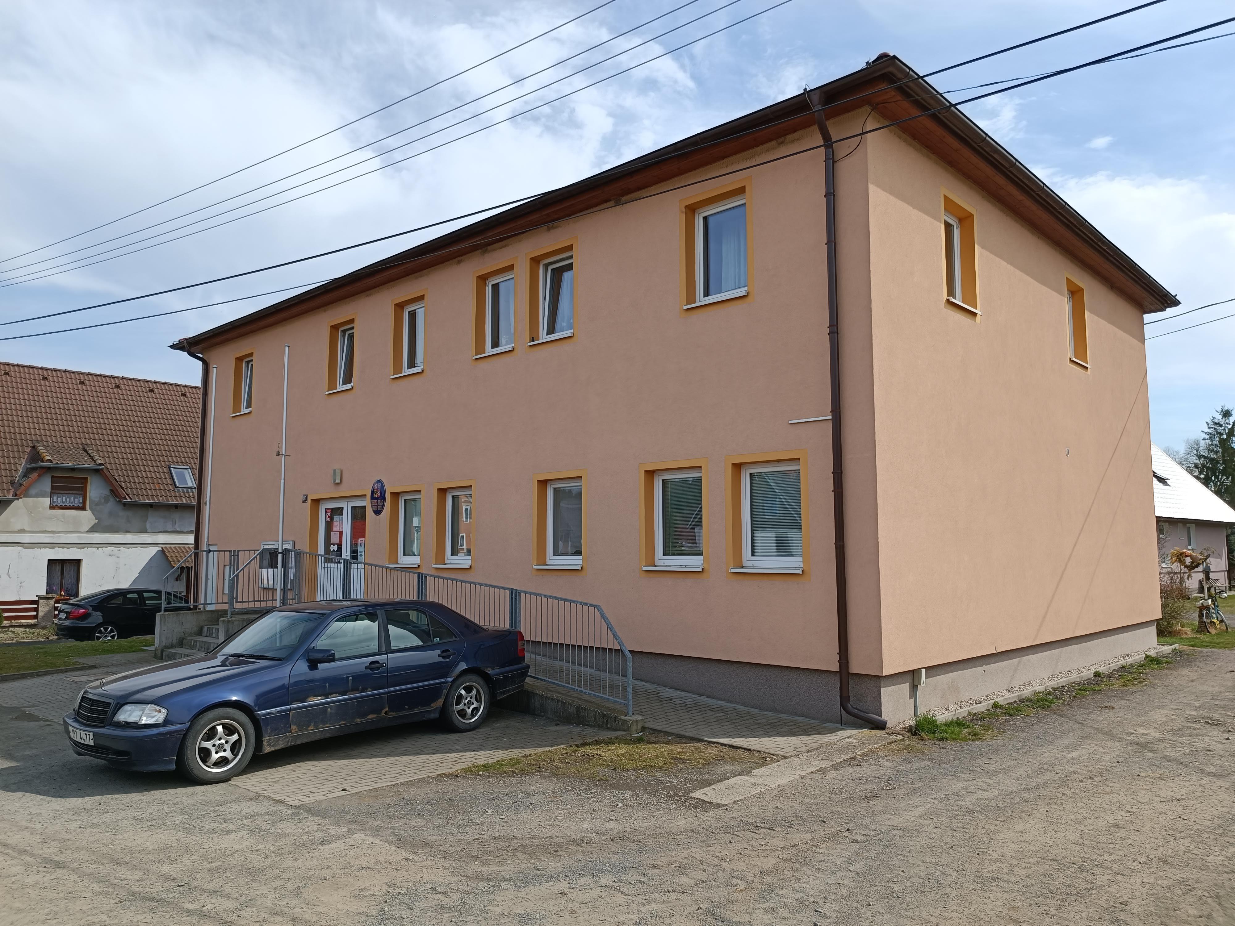 Brod nad Tichou - obecní úřad foto 2