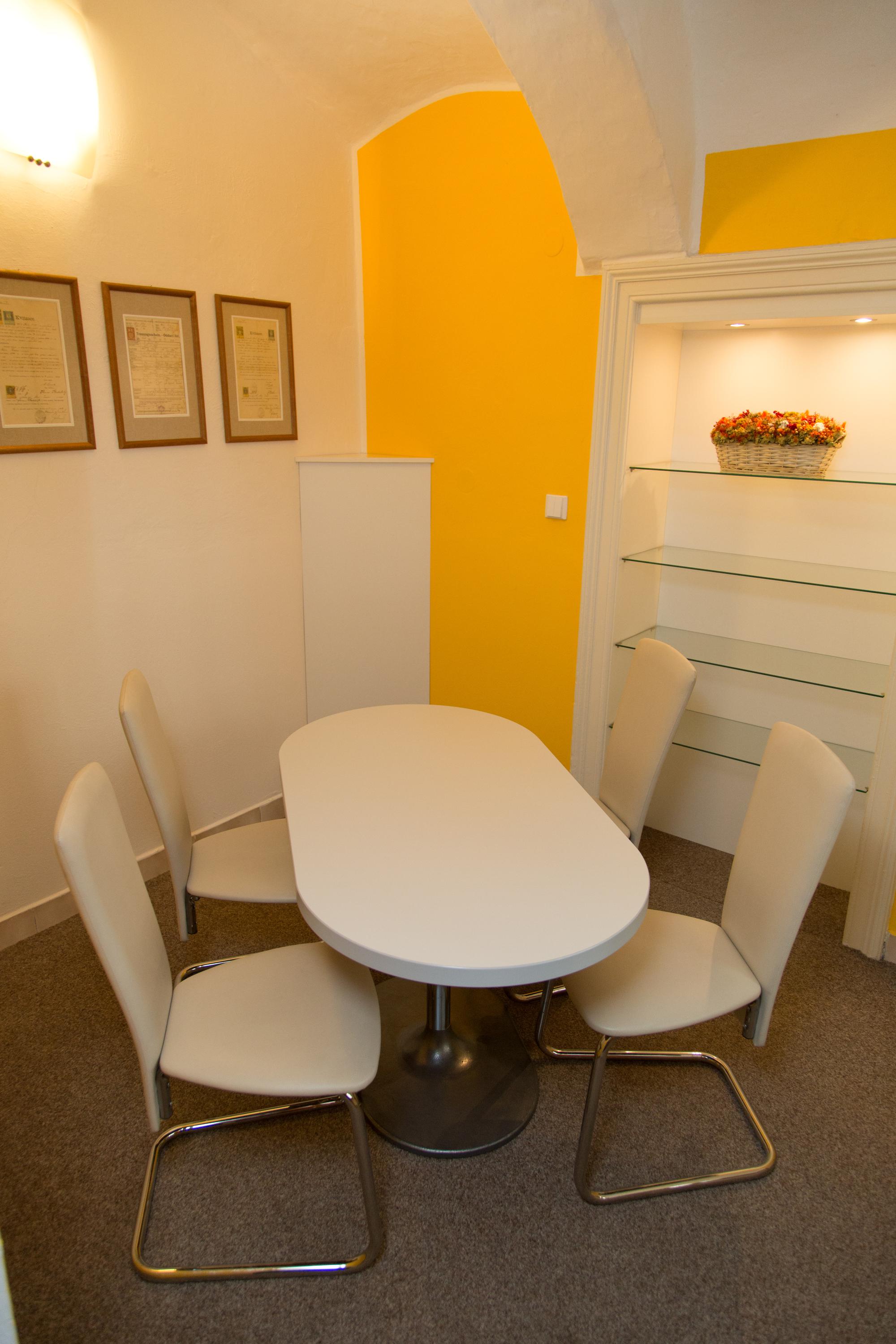 Mgr. Vojtěch Sklenář, advokát foto 3