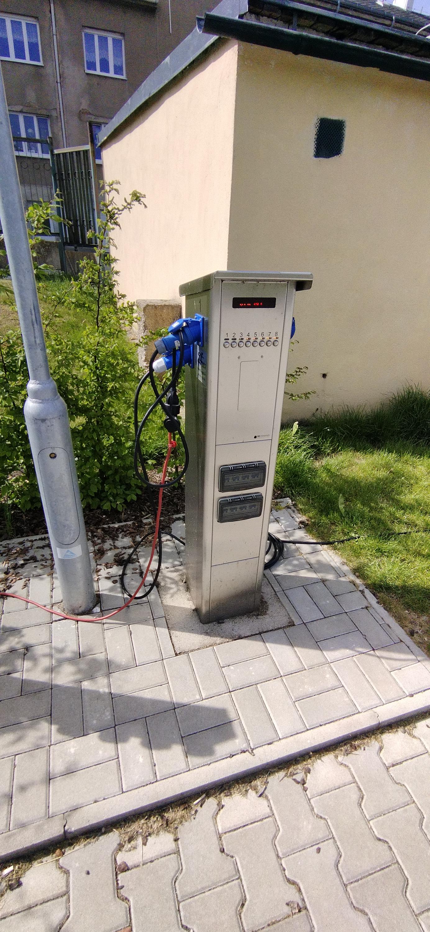 Stellplatz Hipodrom Holoubek foto 3