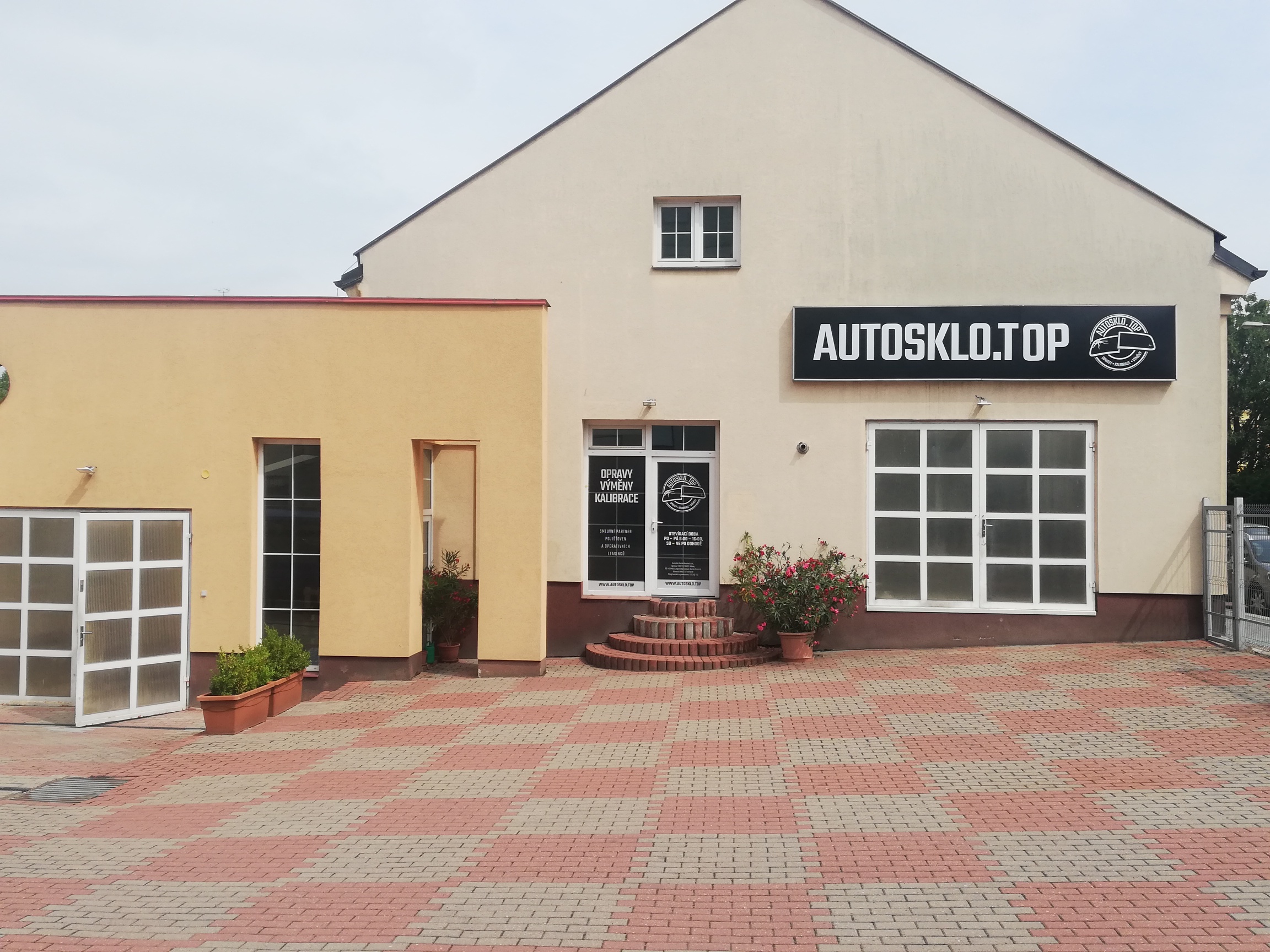 TOP autosklo foto 3