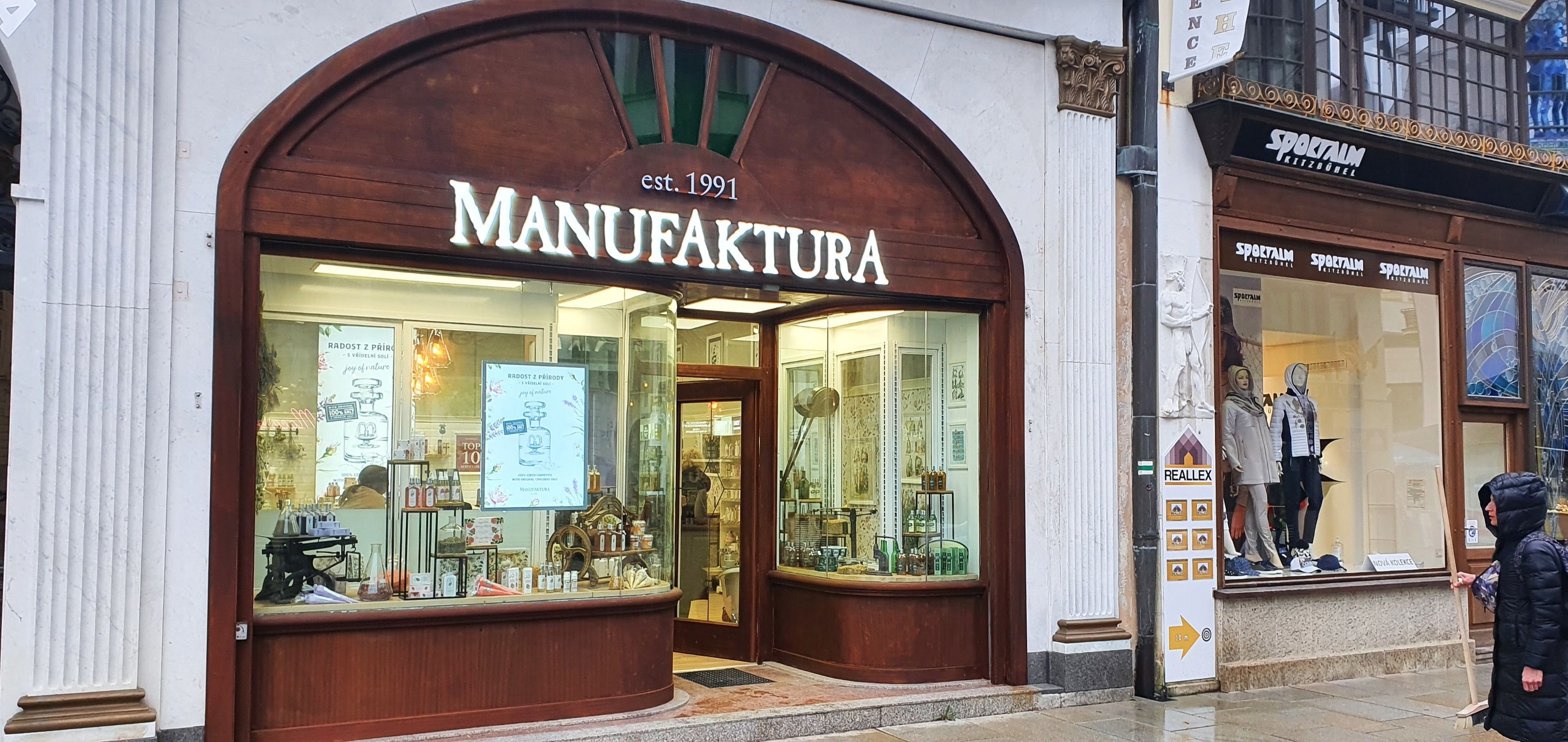 MANUFAKTURA