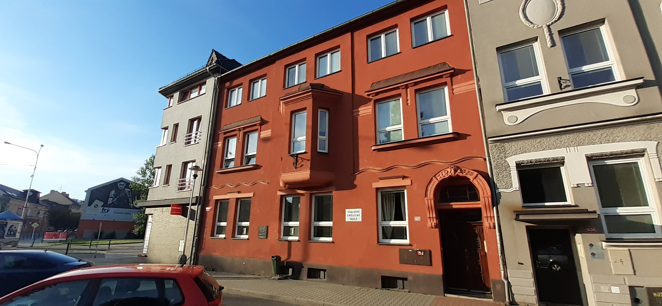 ZUŠ Frýdek-Místek, Kostíkovo náměstí foto 2
