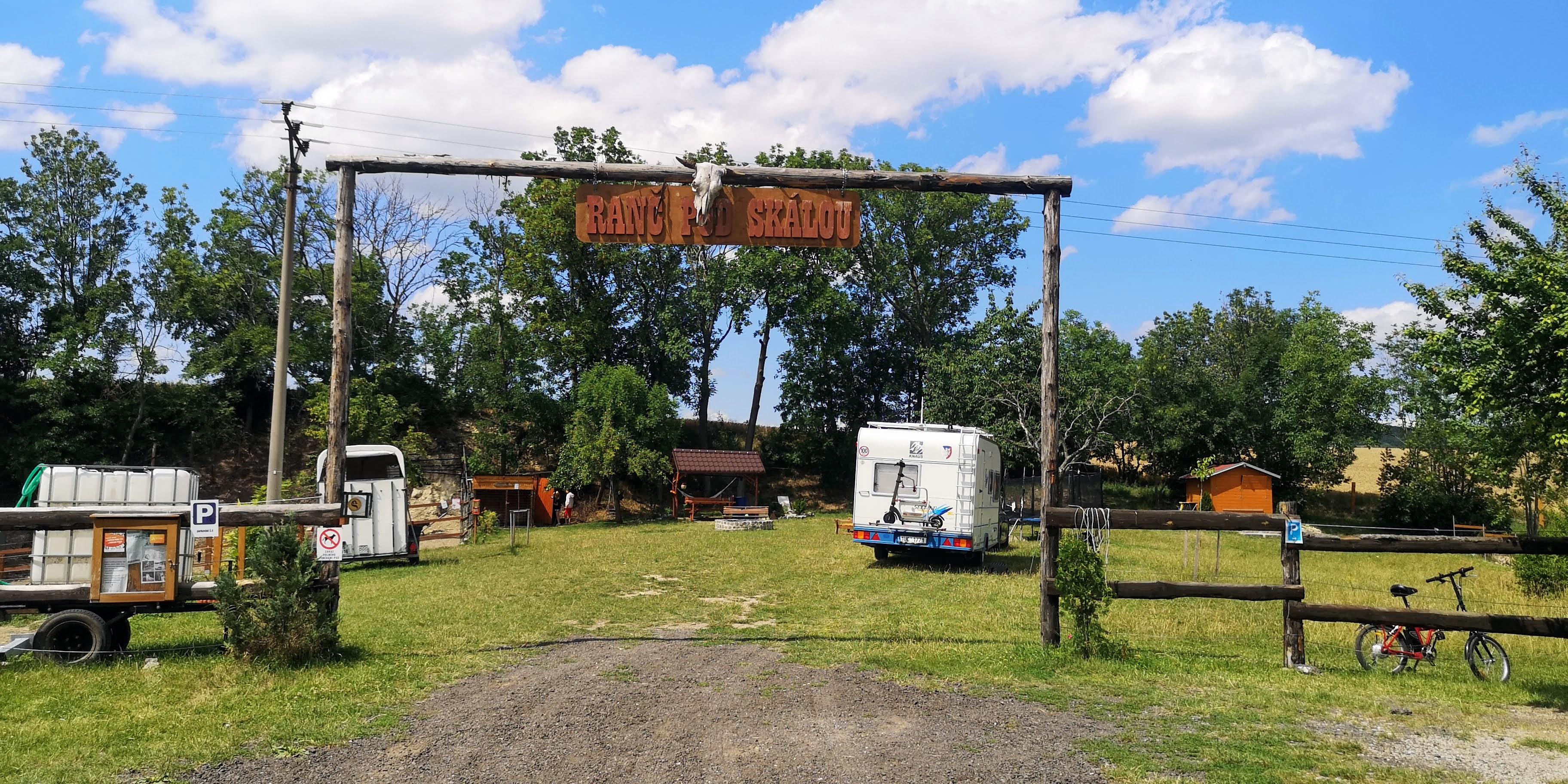 Ranč pod Skálou Třebívlice, z.s.