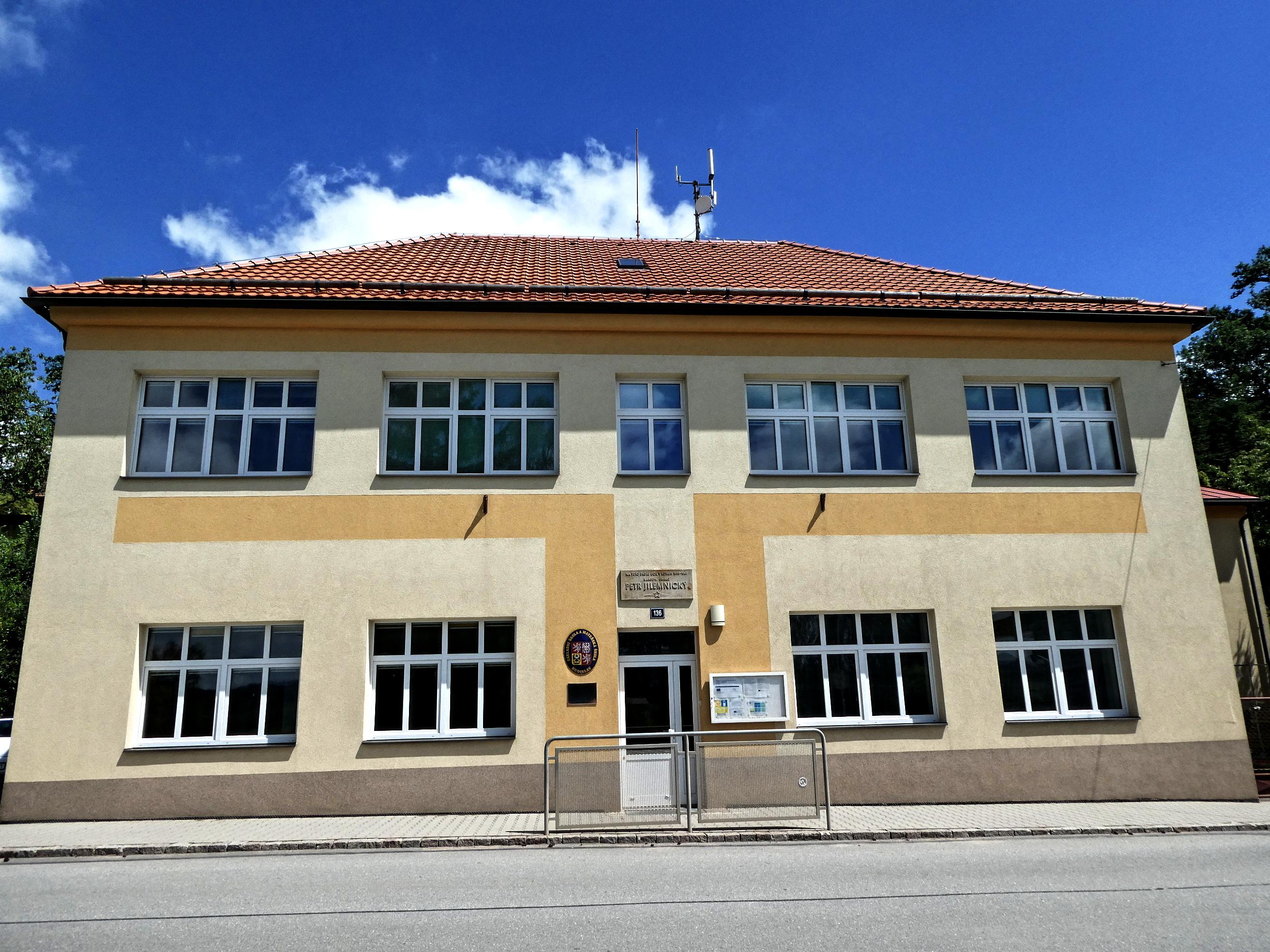 Základní škola Budislav