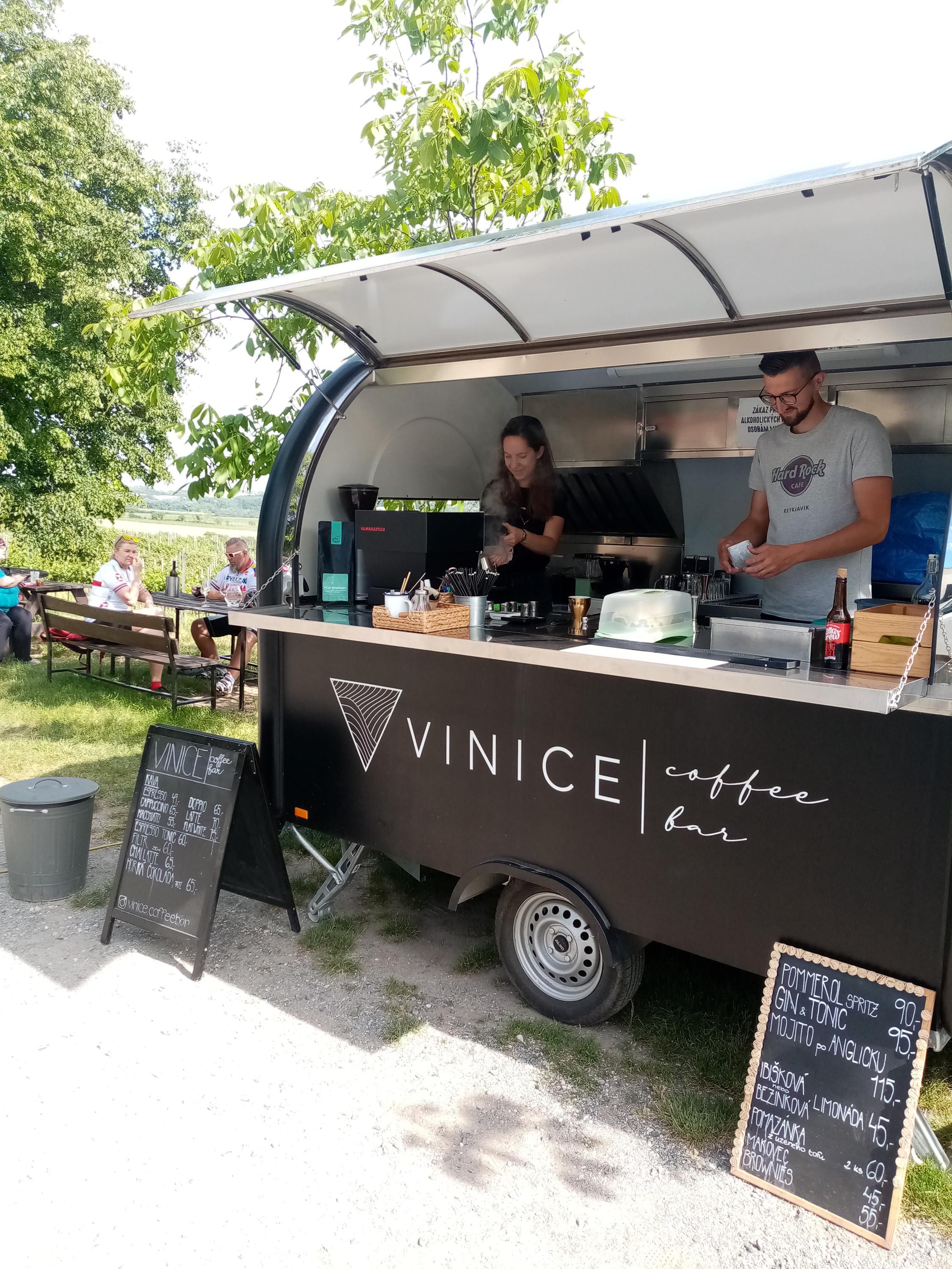 Vinice Coffeebar foto 3