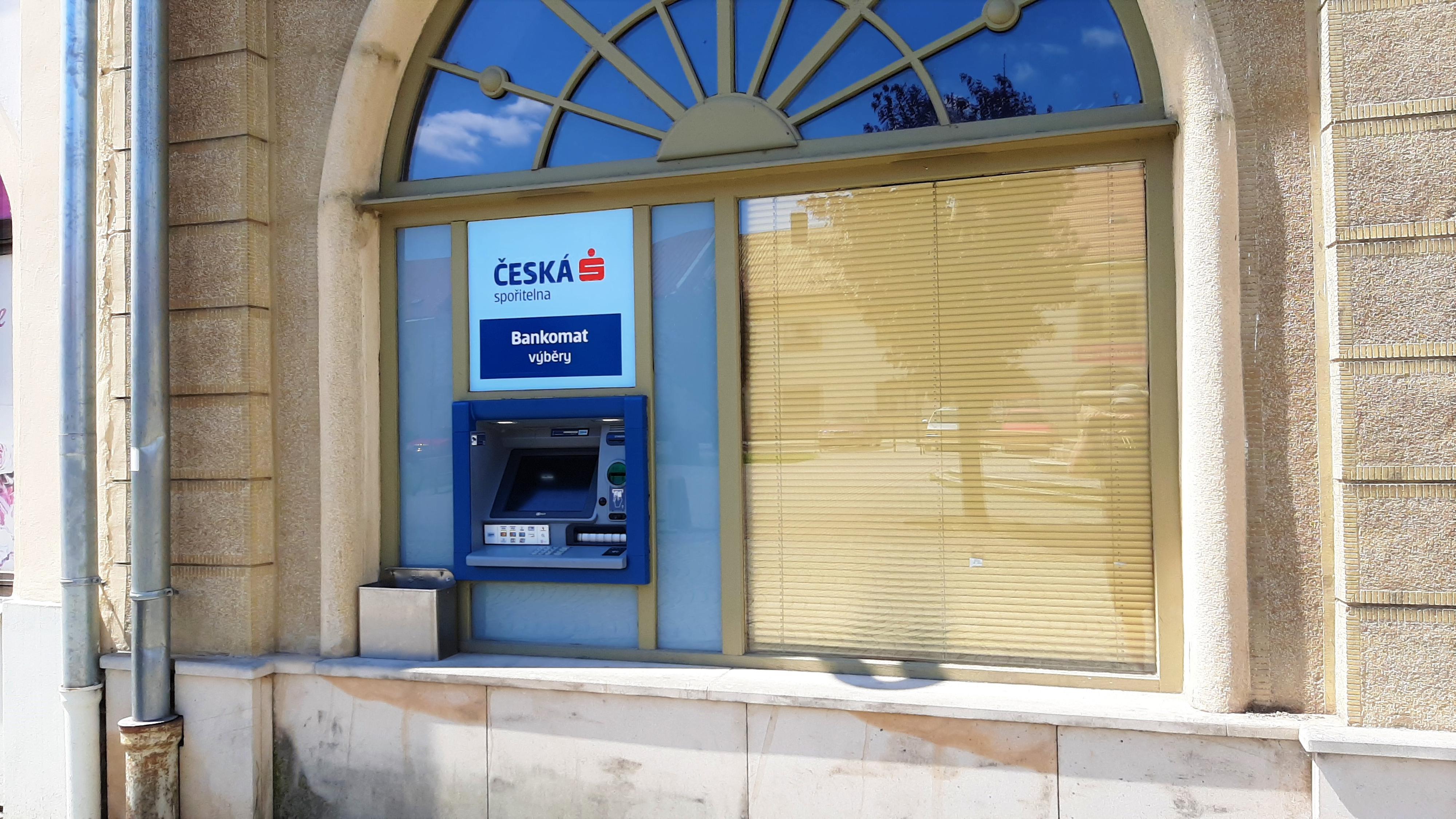 Bankomat České spořitelny foto 2