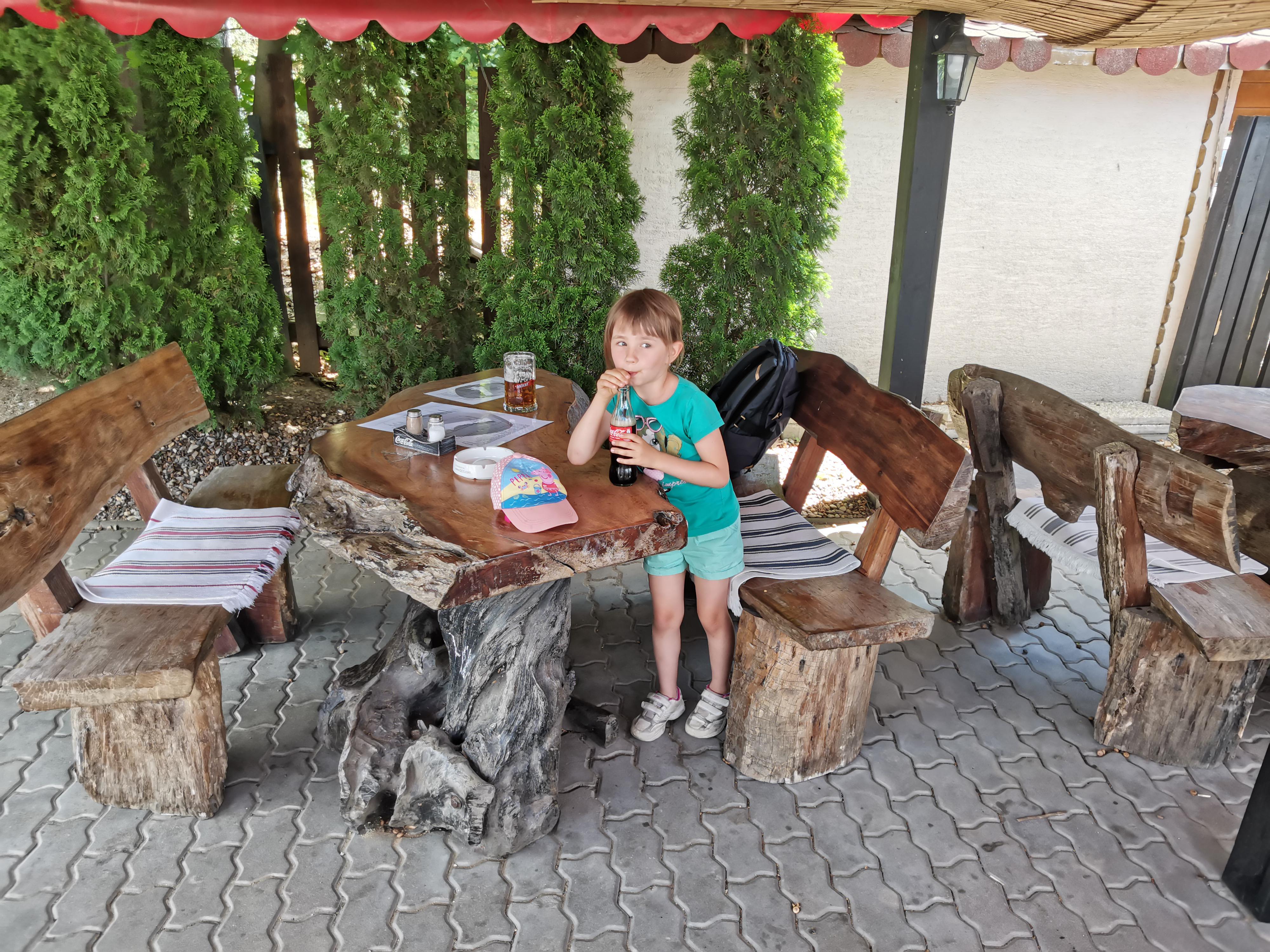 RESTAURACE JEDNIČKA foto 3