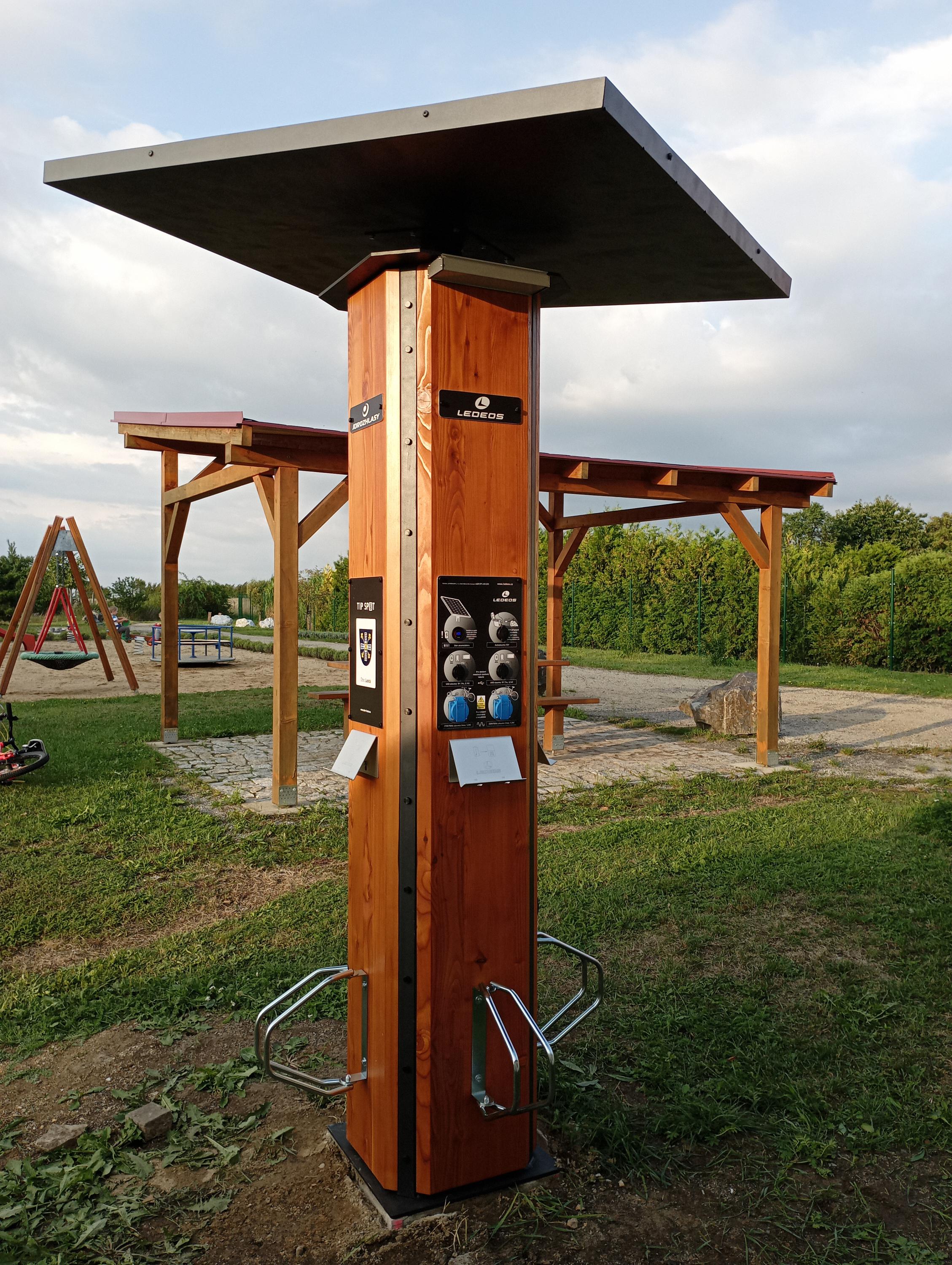 Nabíjecí stanice pro elektrokola Lesná foto 2