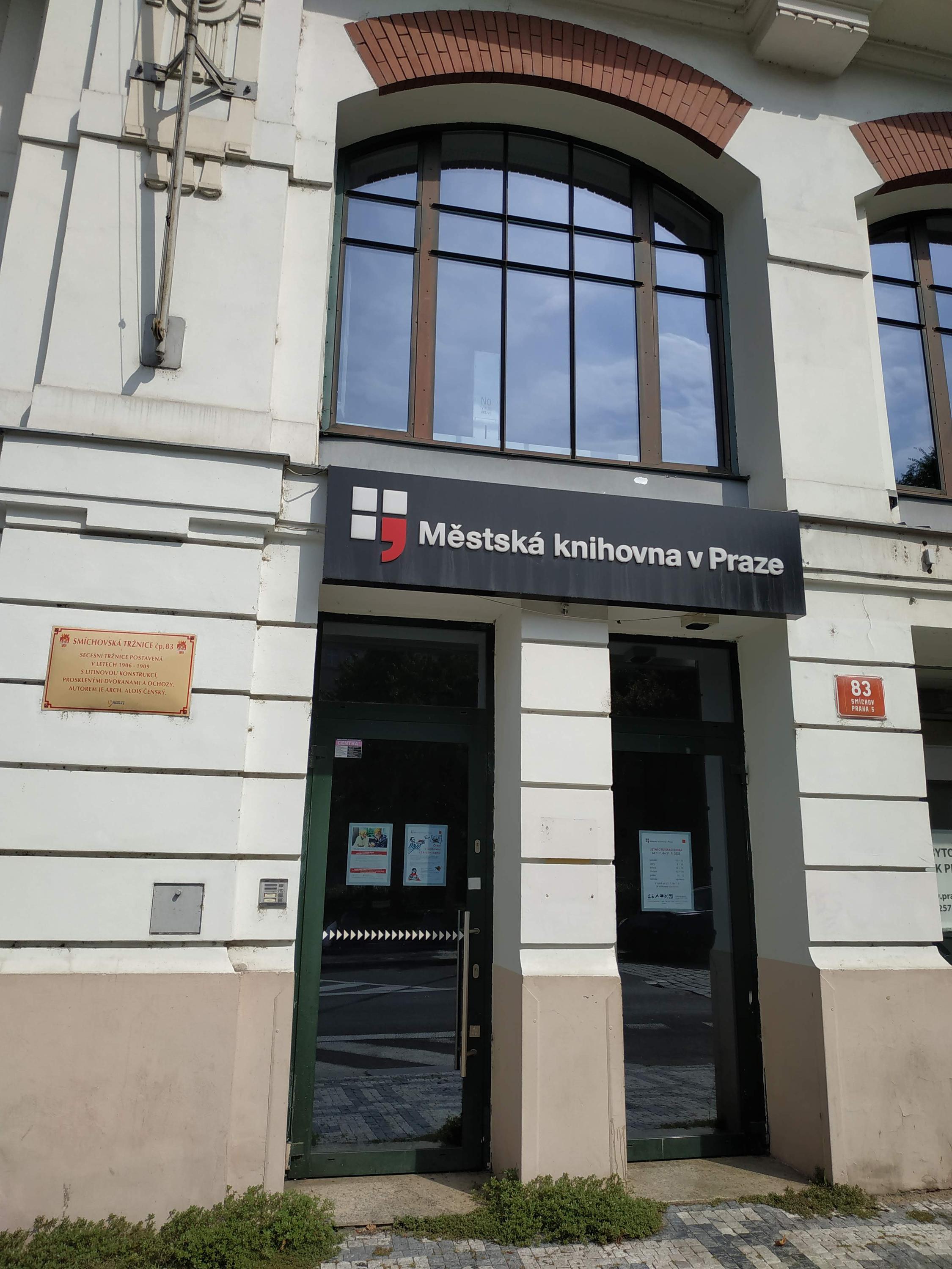 Městská knihovna v Praze - Smíchov foto 2