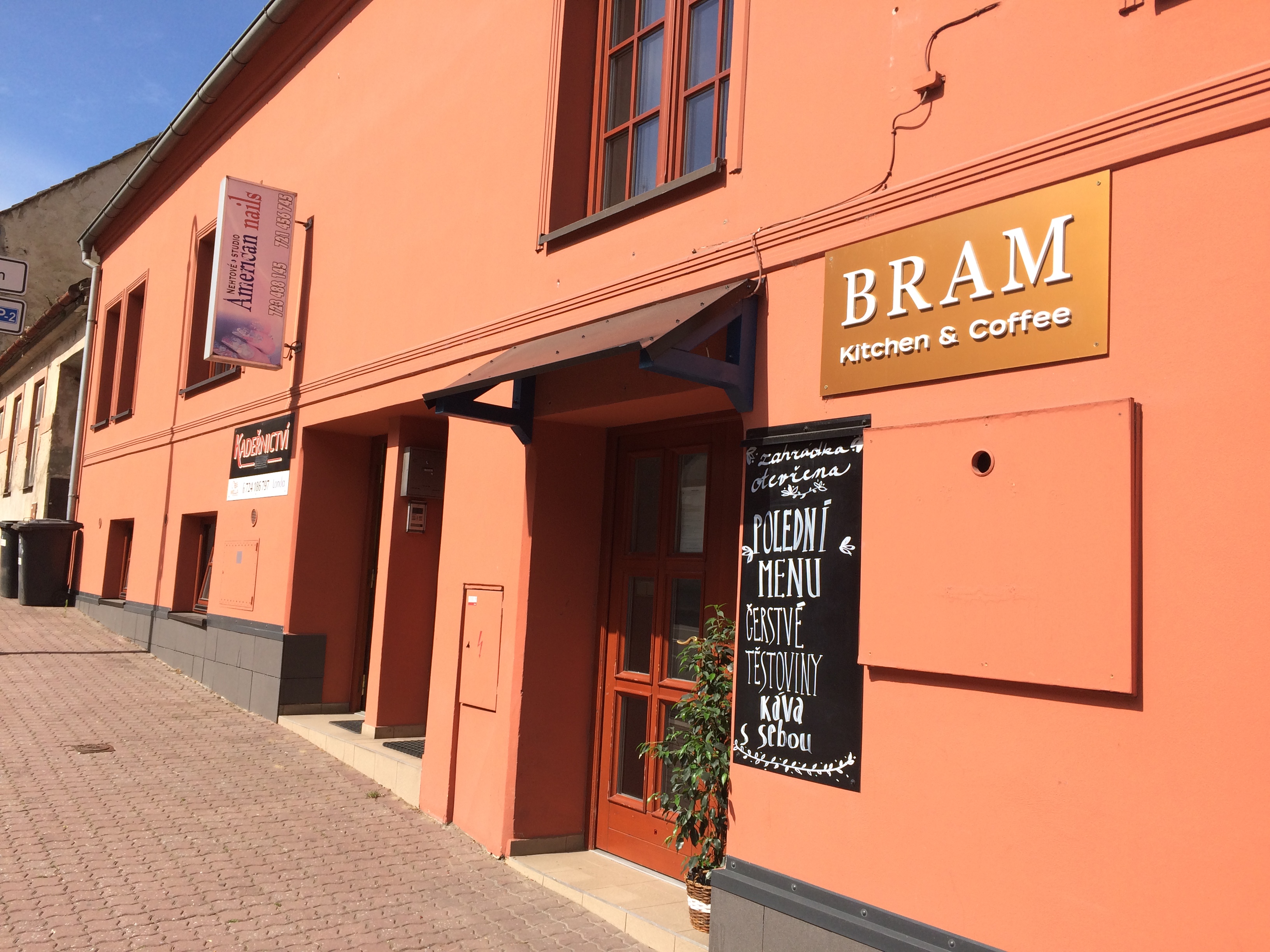 BRAM Kitchen & Coffee foto 2