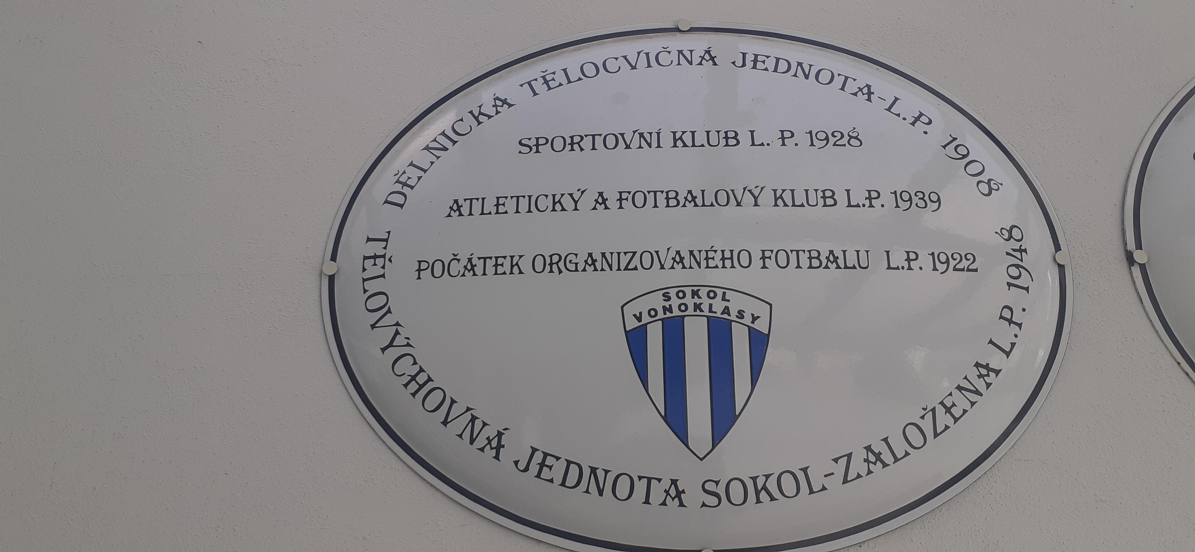 Vonoklasy - obecní úřad foto 5