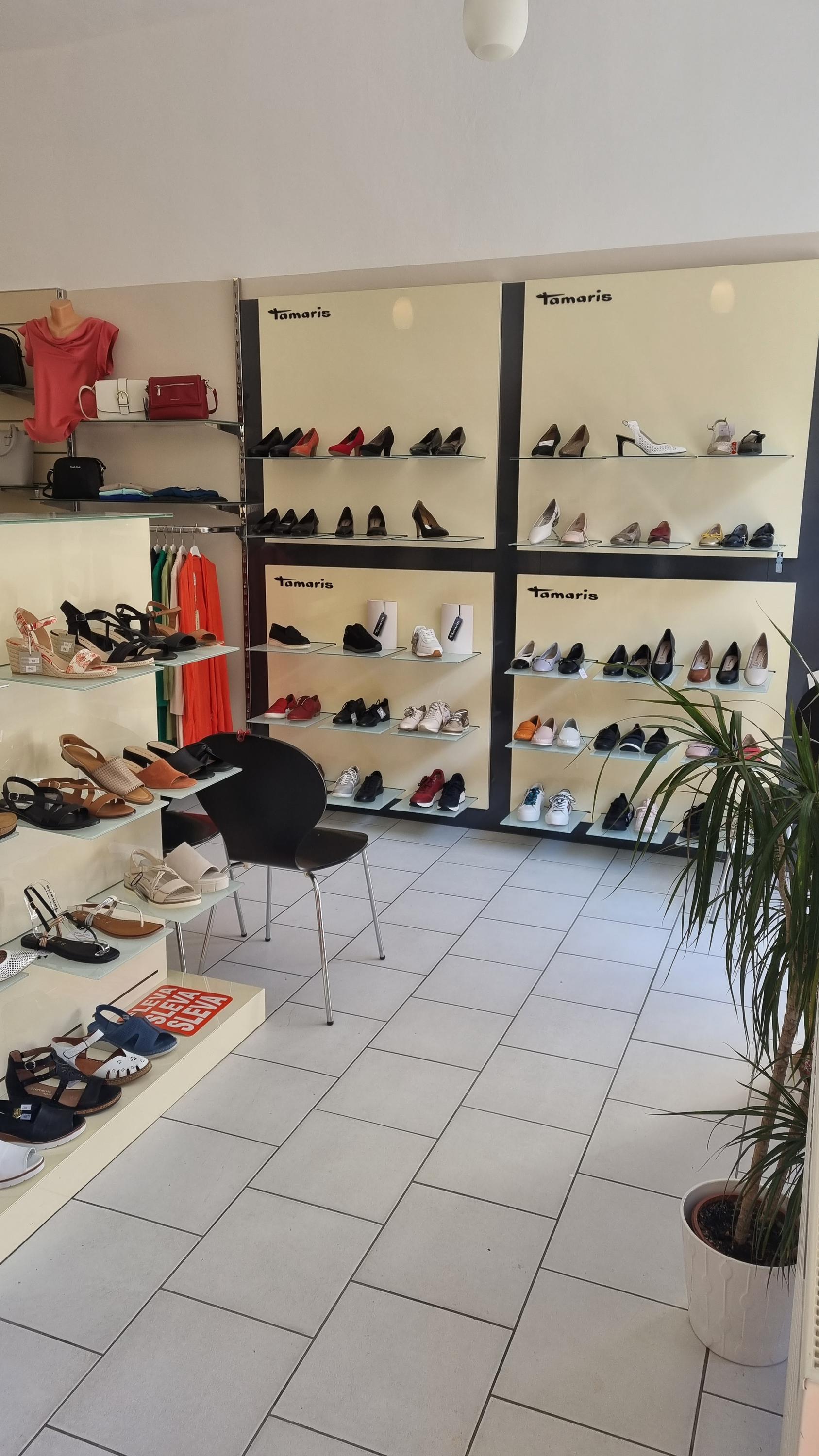 OBUV Helena Vašků foto 4