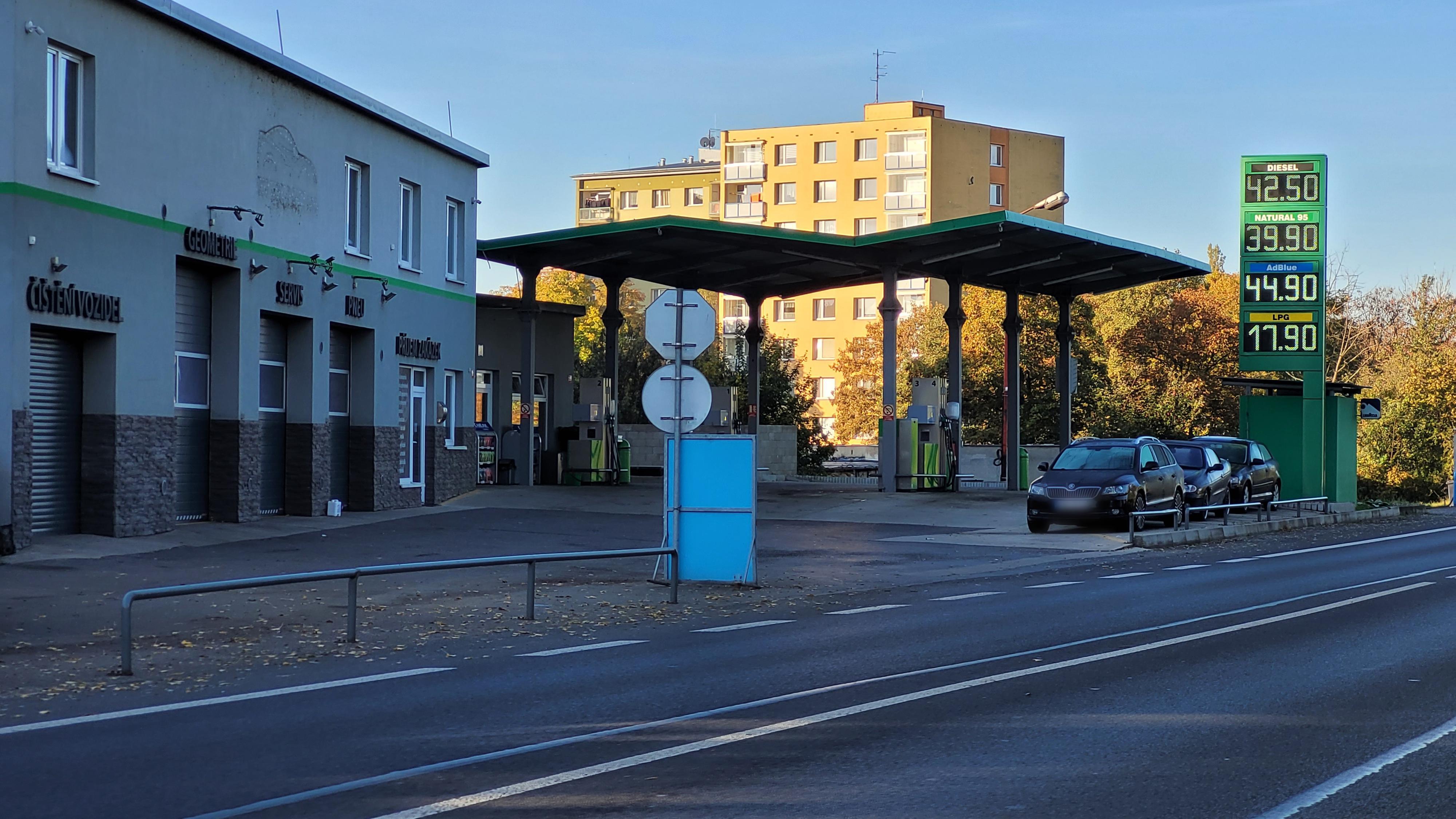 AUTOCENTRUM ČERNÝ, s.r.o. foto 3