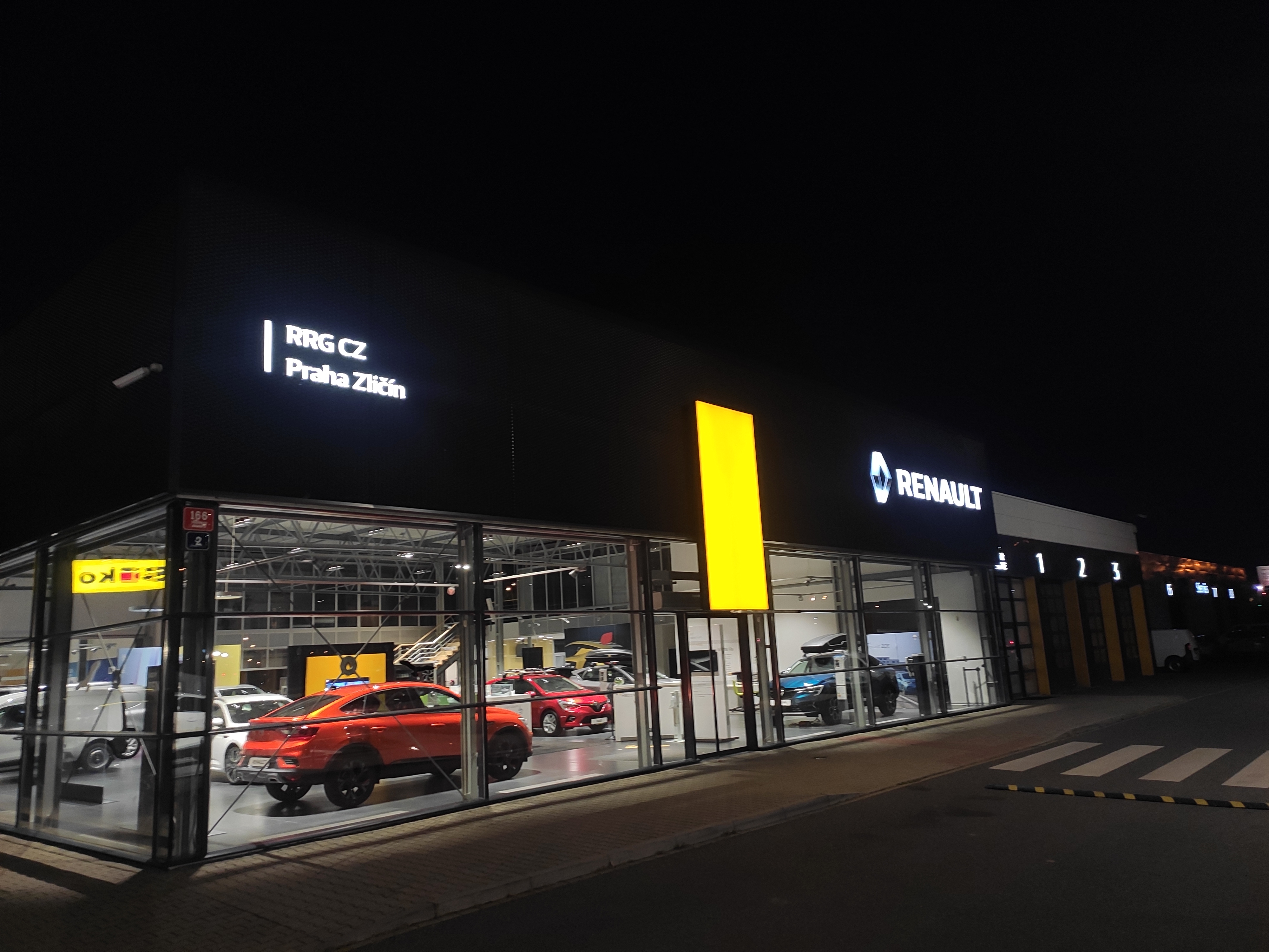 Louda Auto - Renault Praha Zličín foto 2