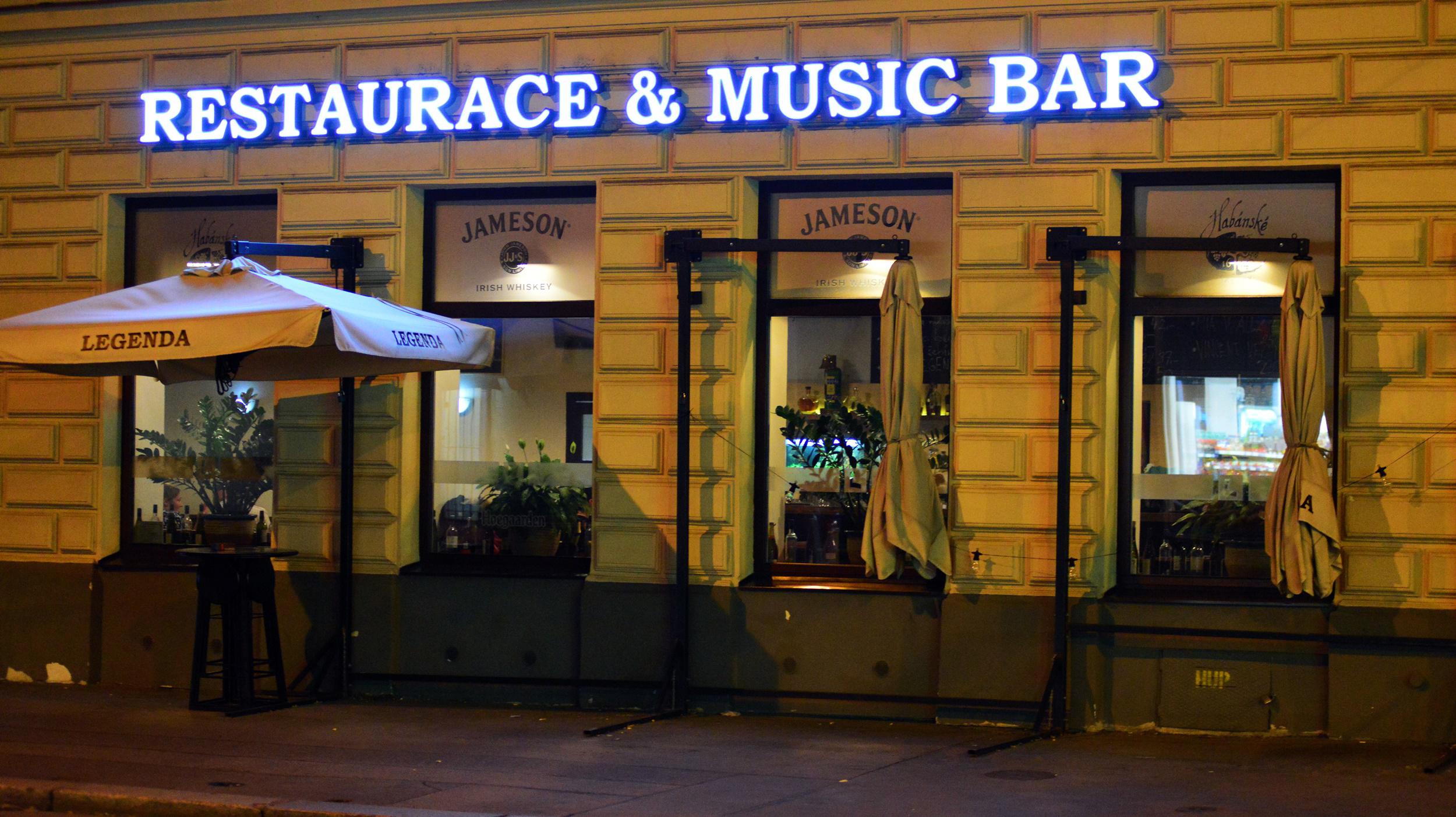 Music bar Legenda foto 3