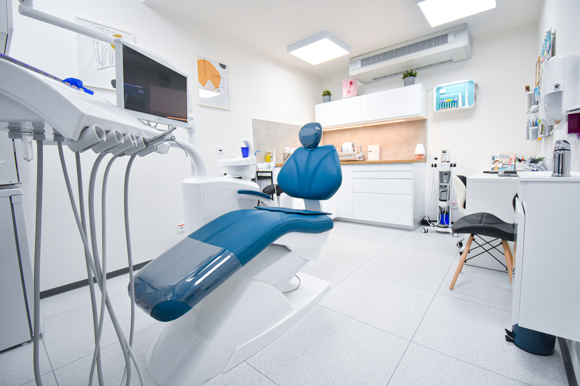 KarinDent - ordinace dentální hygieny - Karin Dostrašilová foto 2
