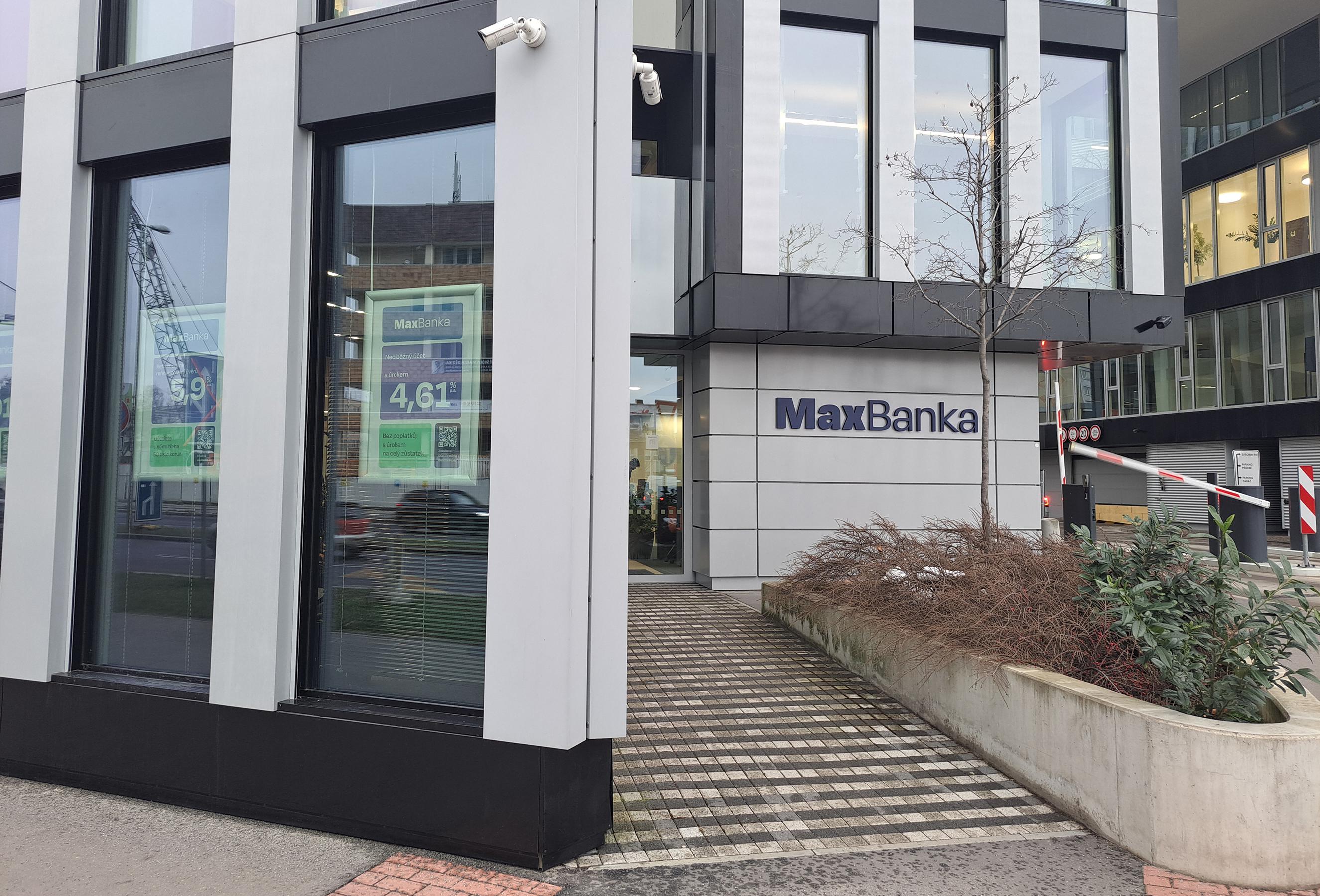 Max banka, a.s. foto 3