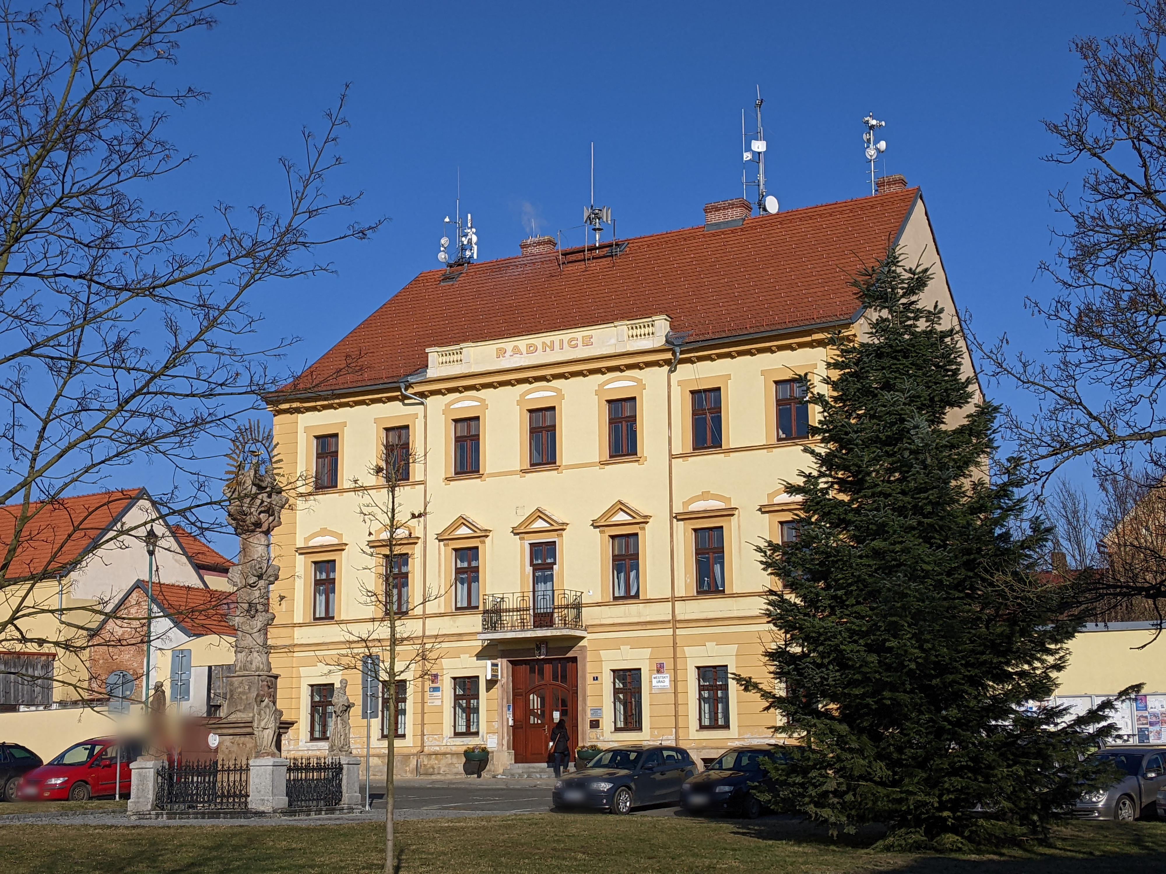 Město Touškov - městský úřad foto 5