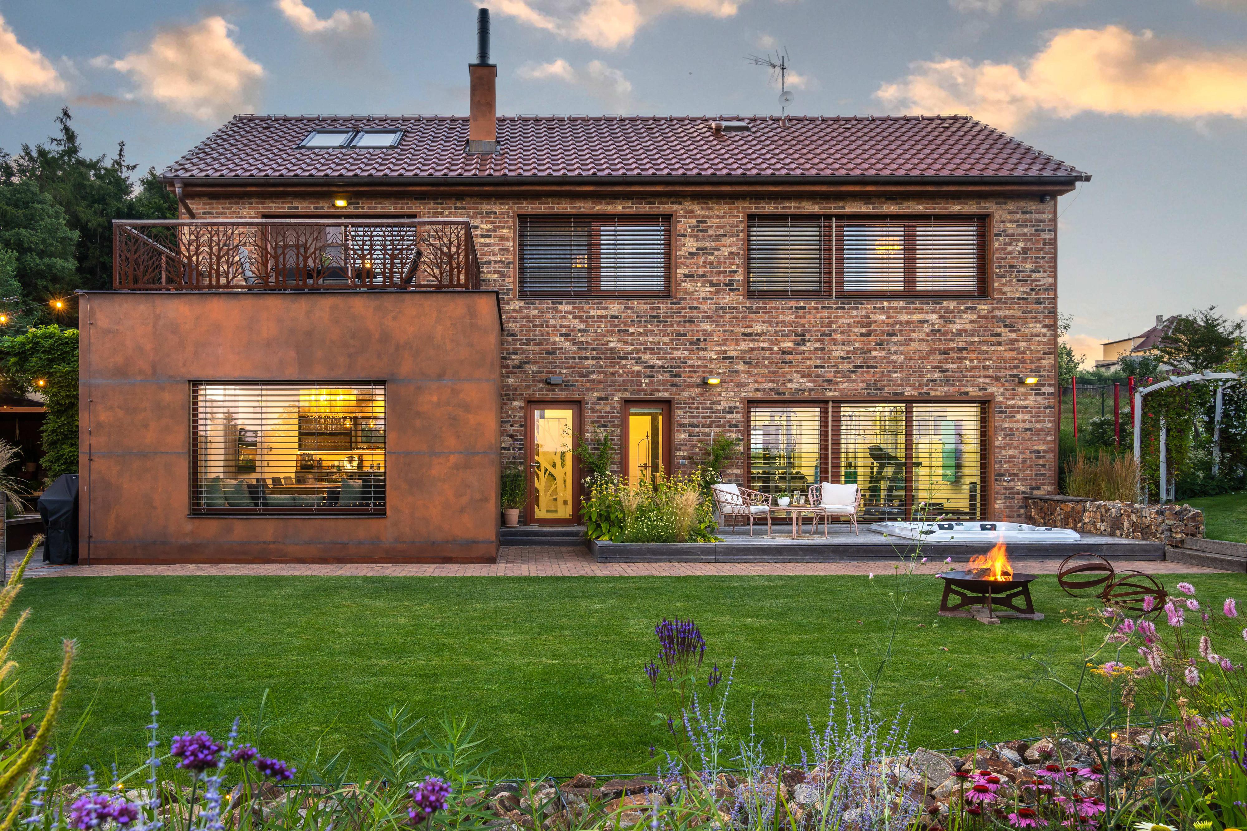 ZELENKA - STAVBY, s.r.o.