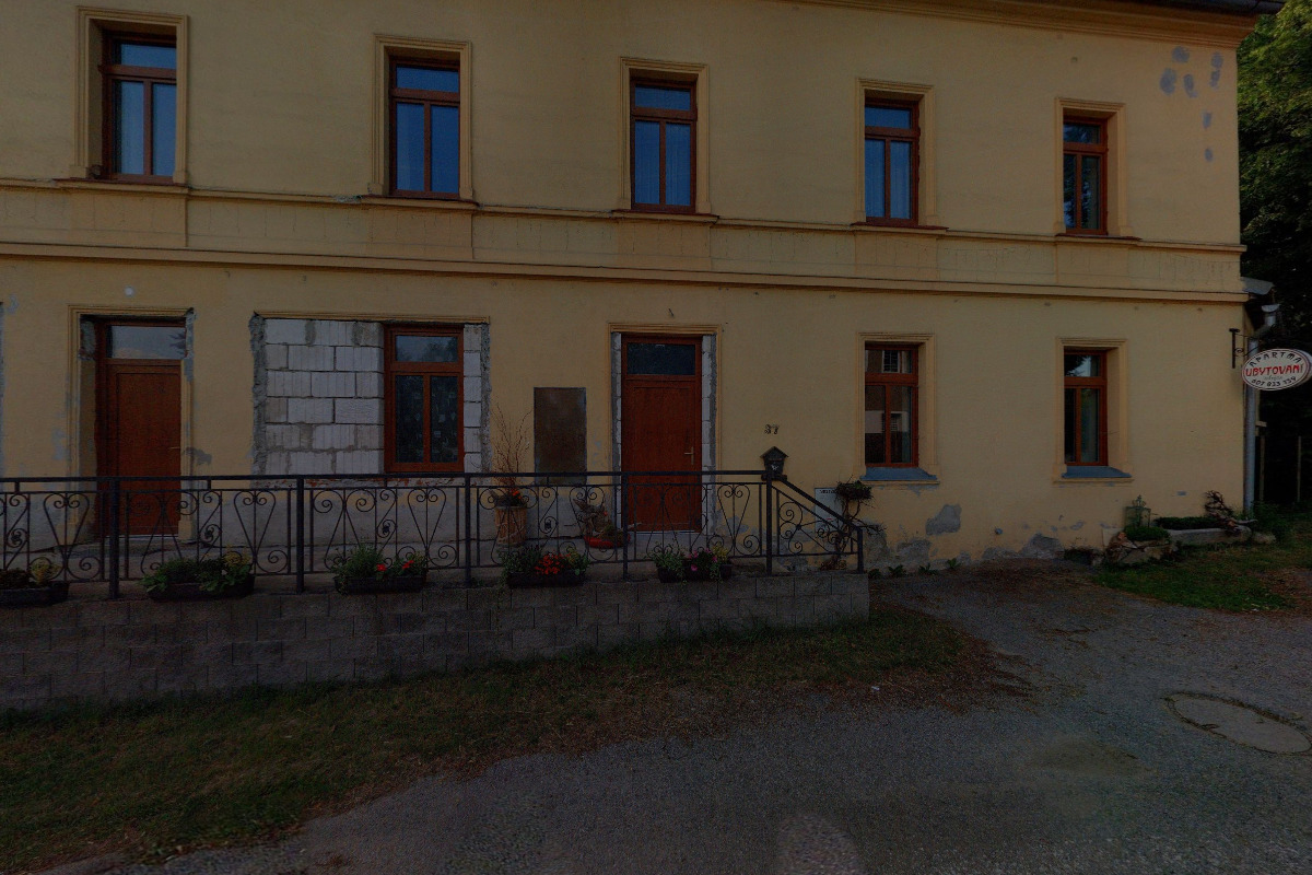 Půjčovna lodí Želnava 37