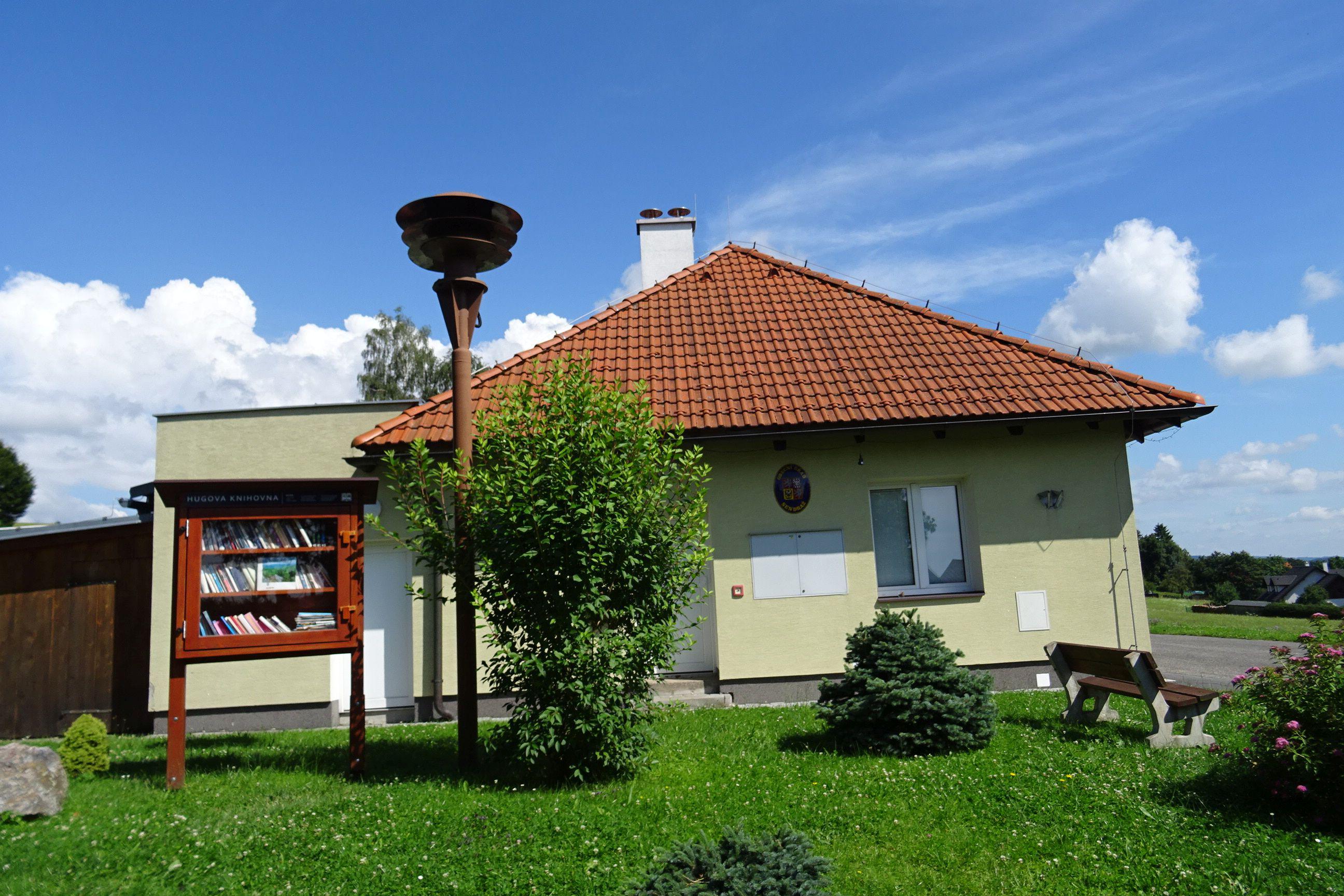 Sendraž - obecní úřad foto 5