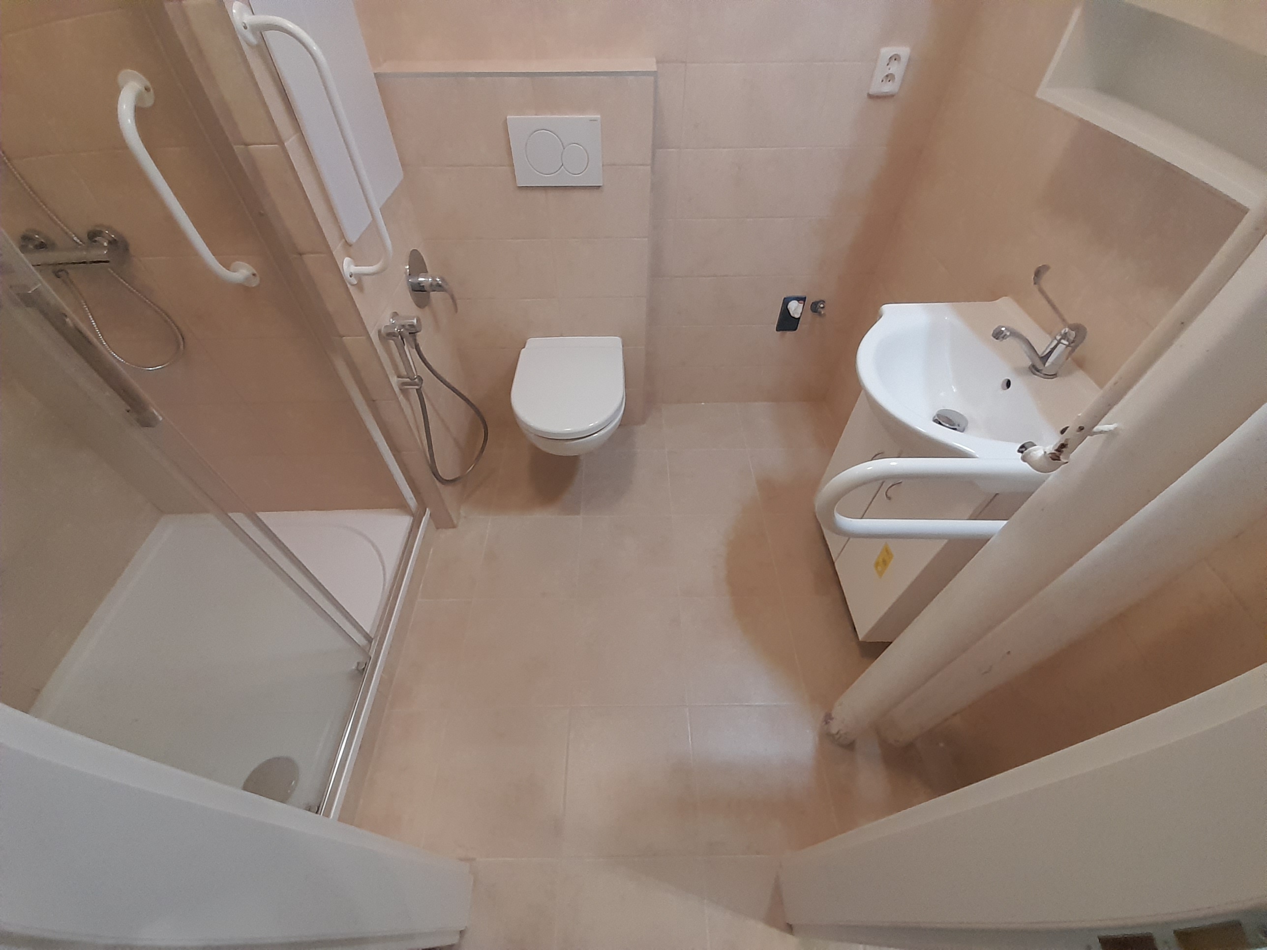 Záhorovský - rekonstrukce na klíč foto 5