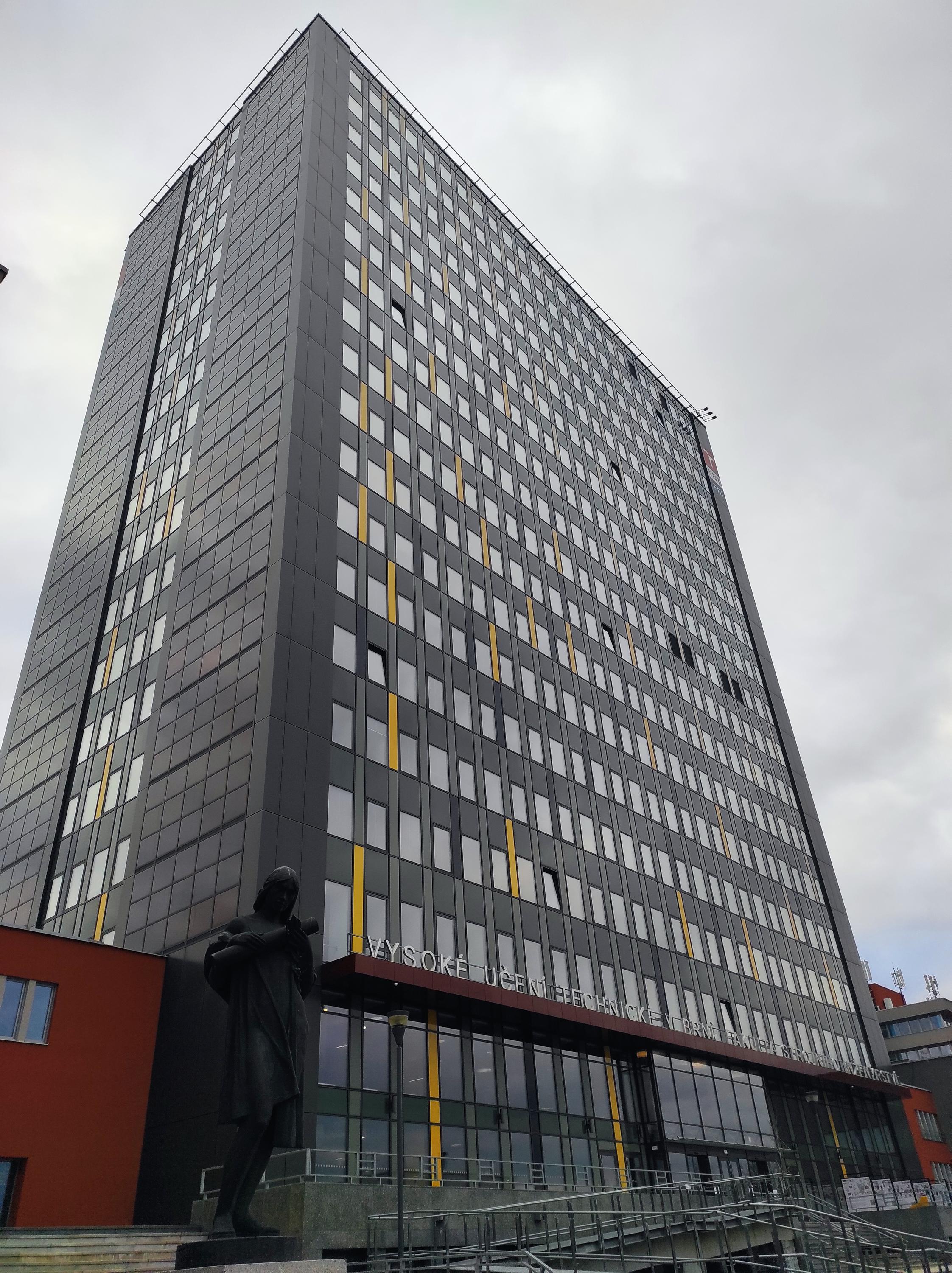 Vysoké učení technické v Brně - Fakulta strojního inženýrství foto 6