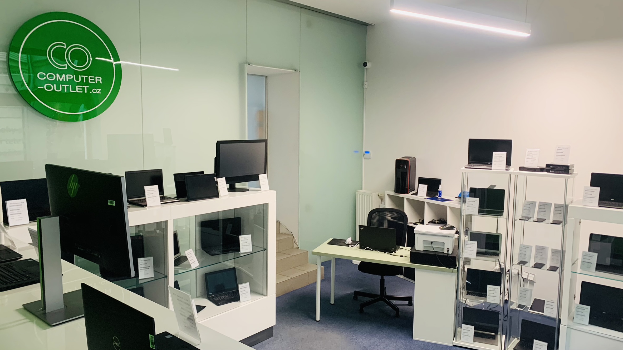 Computer Outlet foto 5