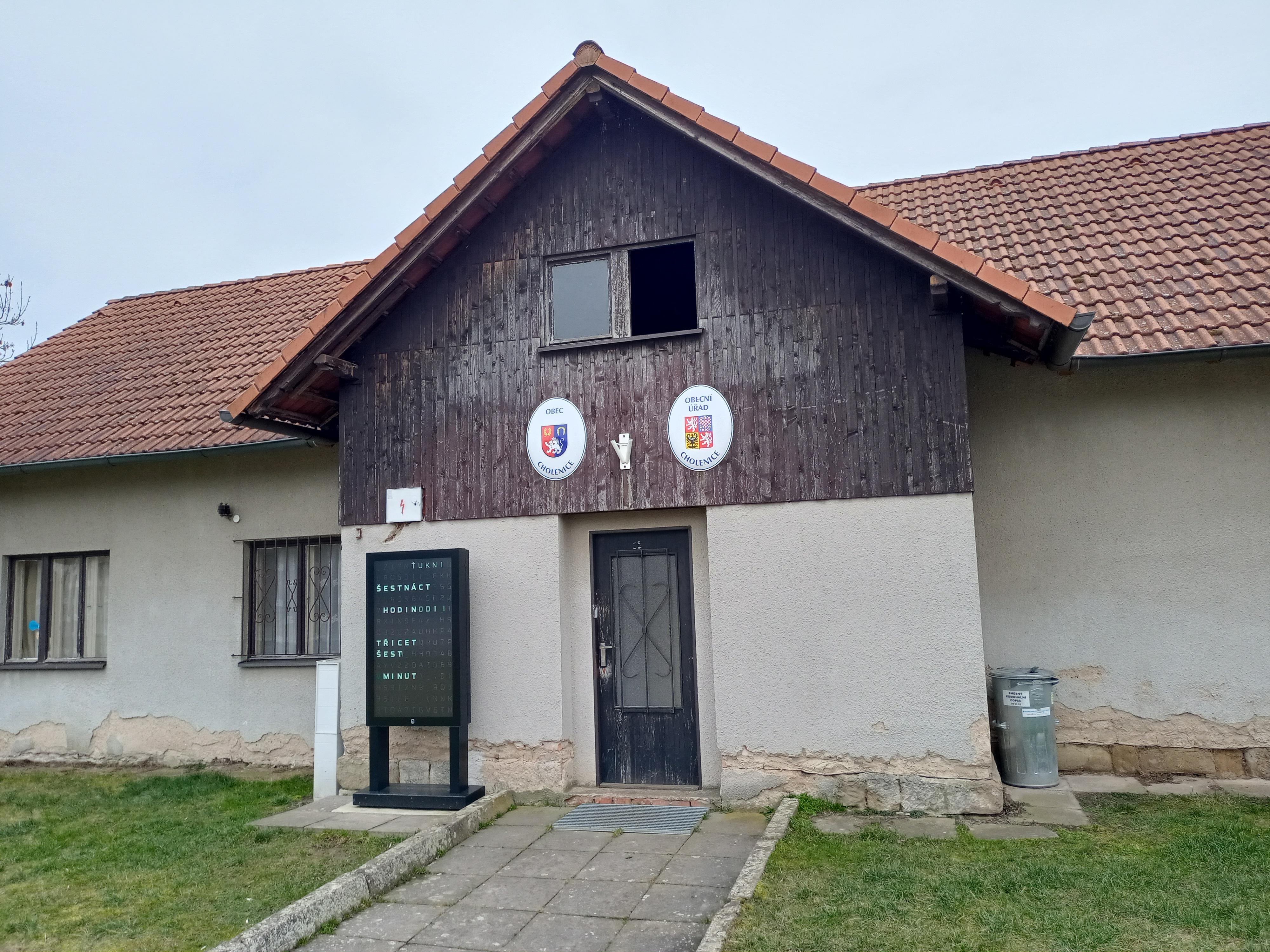 Cholenice - obecní úřad