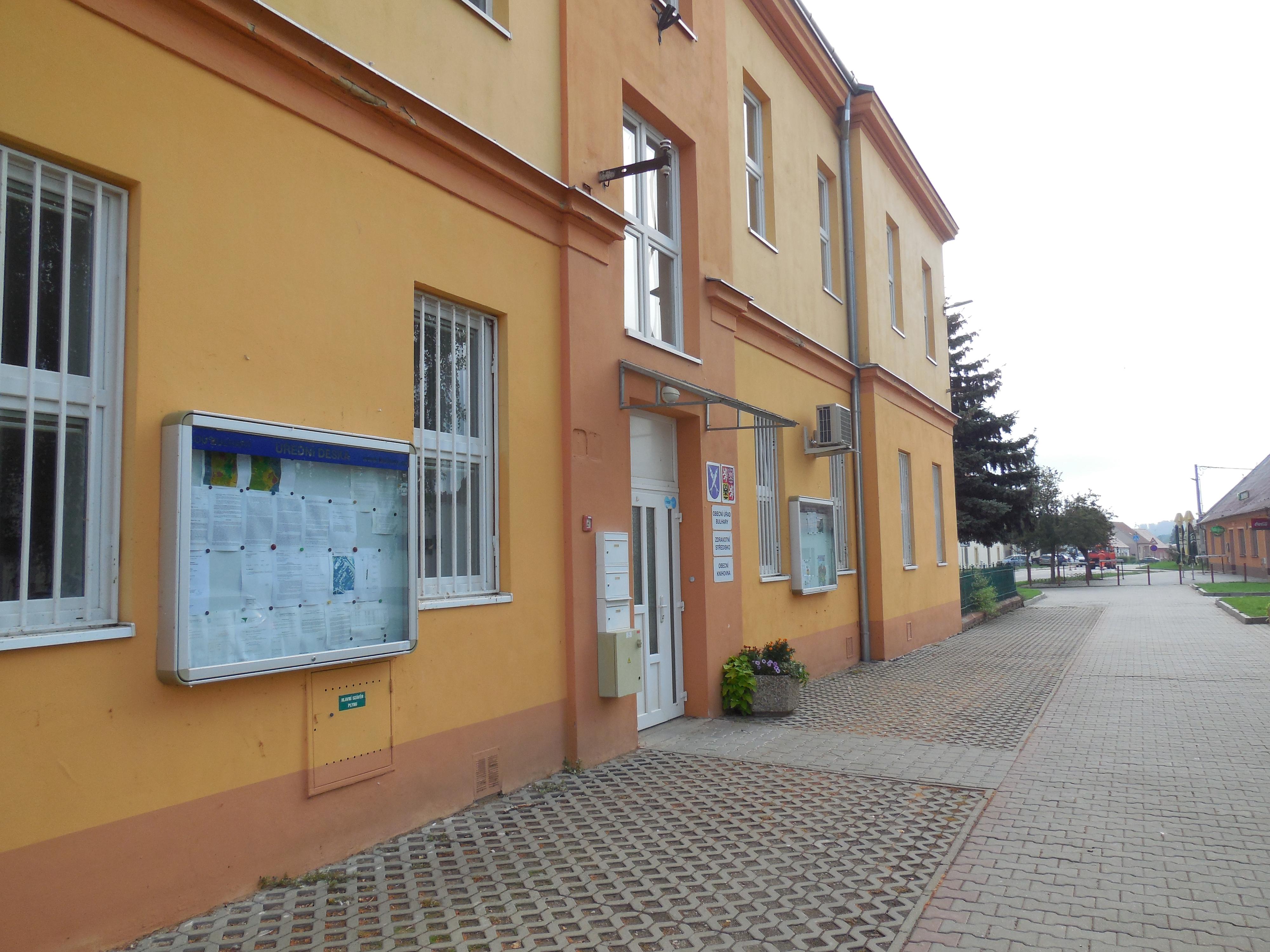 Bulhary - obecní úřad