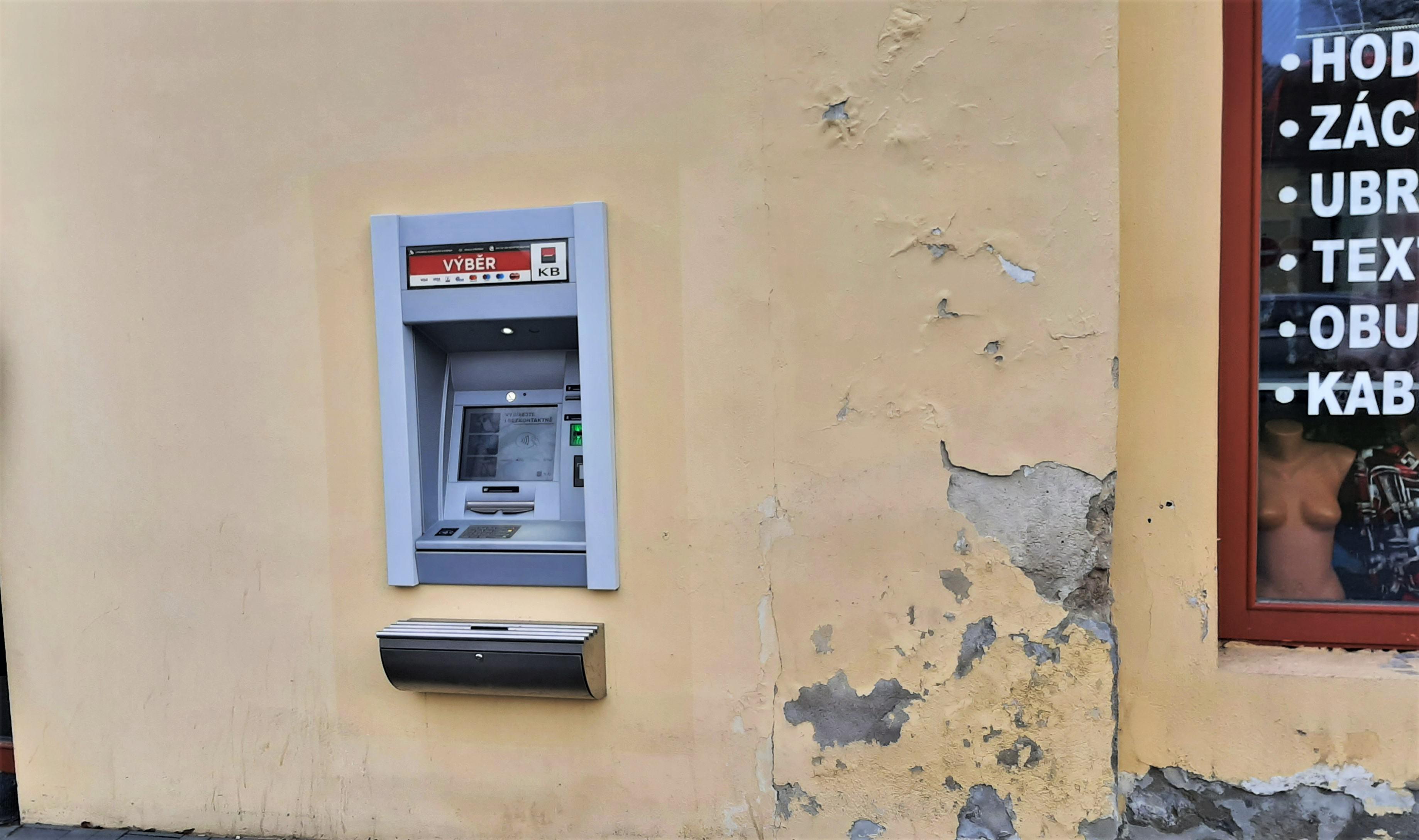 Bankomat Komerční banky foto 5