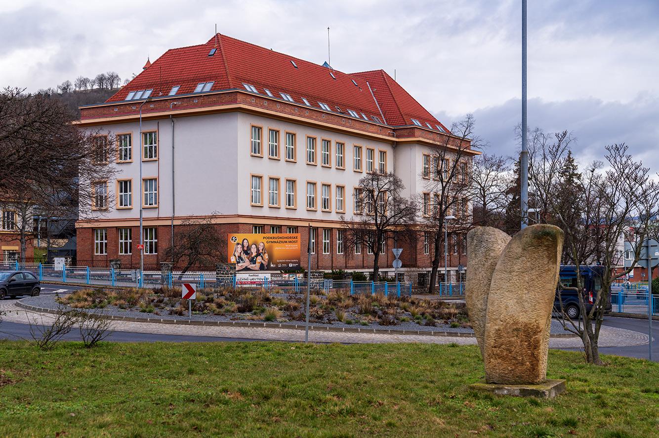 Podkrušnohorské gymnázium, Most foto 5
