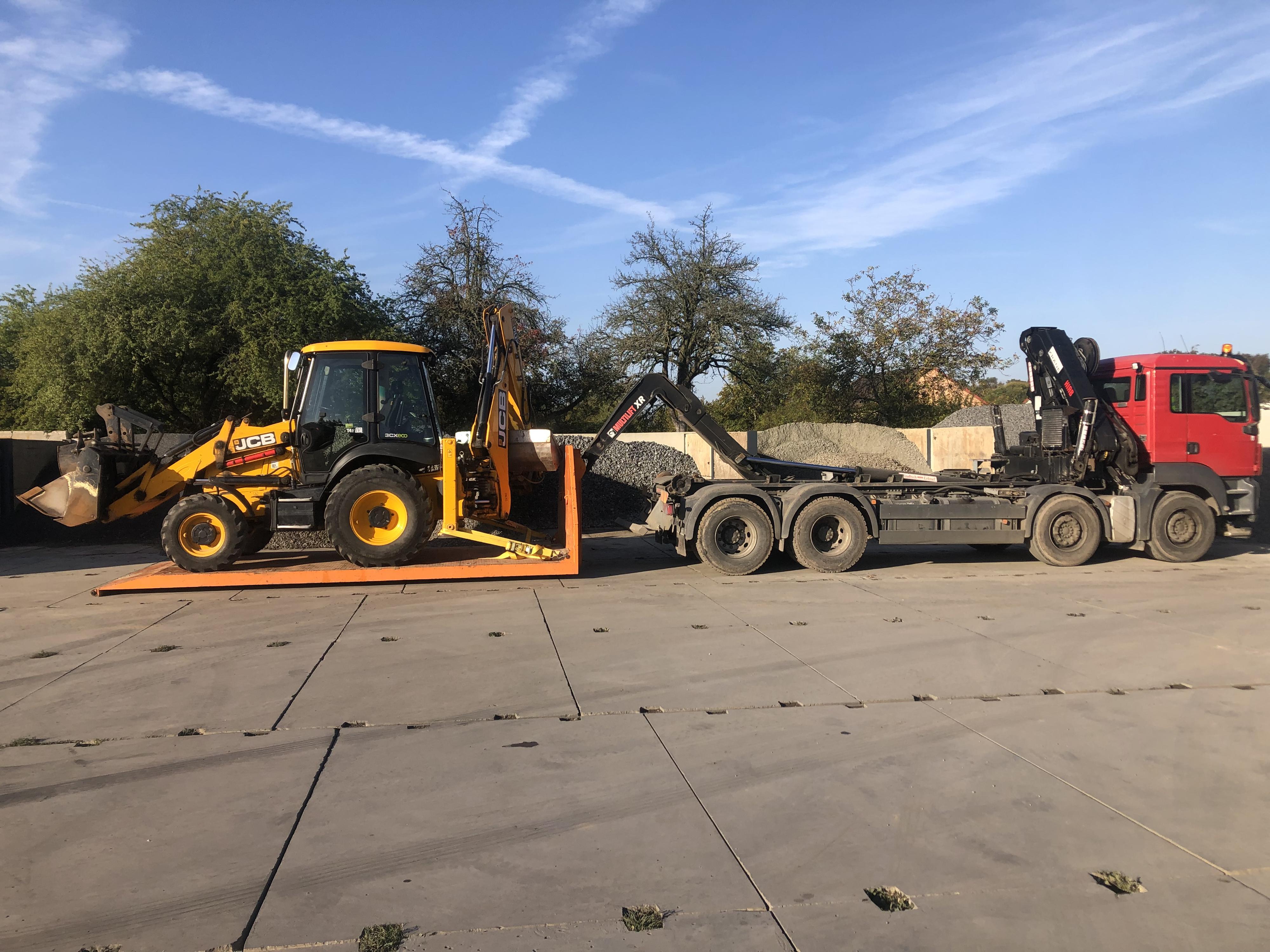 Martin Žádník - kontejnerová doprava, zemní práce, demolice foto 3