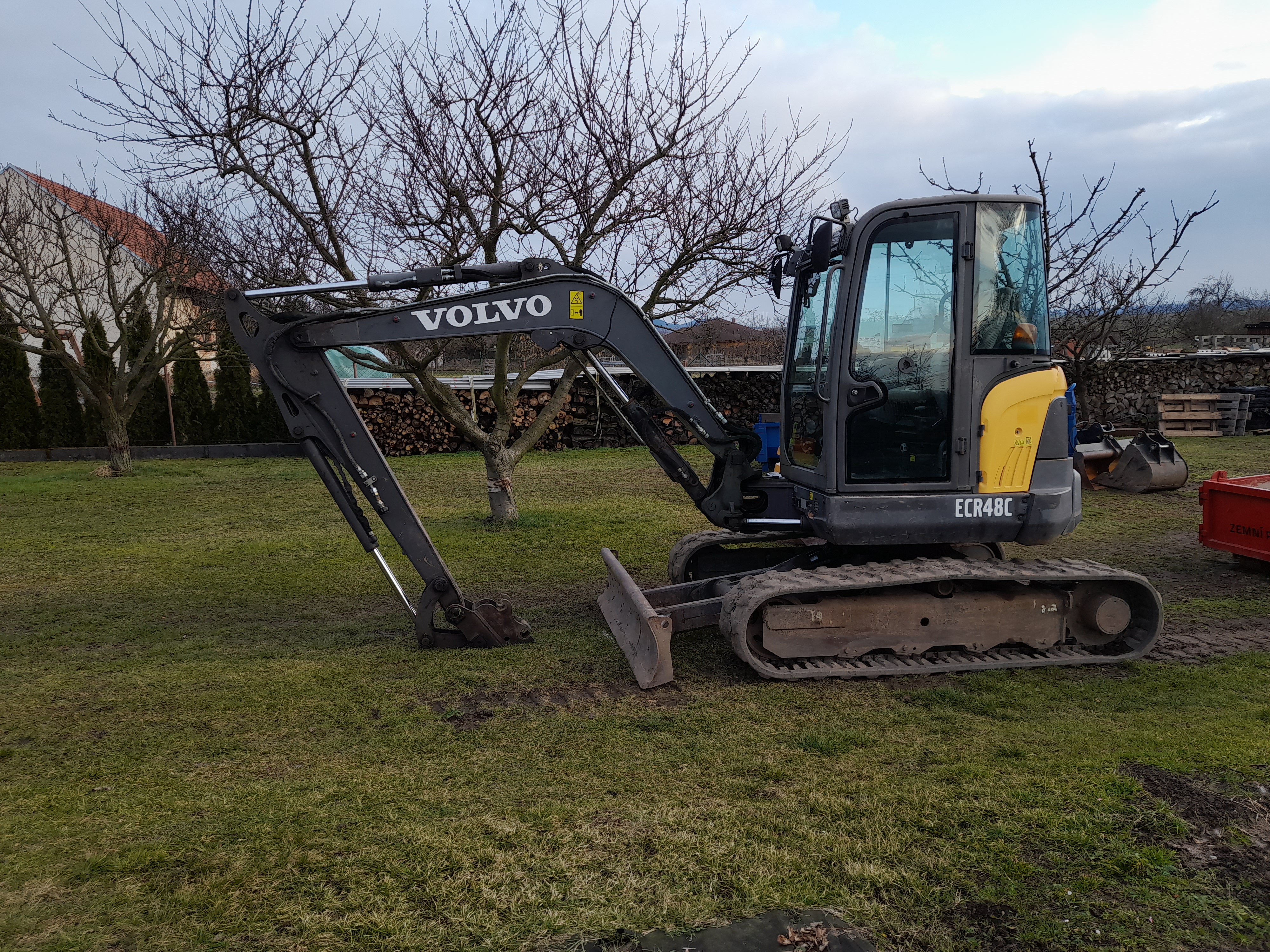Zemní práce a kontejnerová doprava - Miloš Vysloužil foto 3