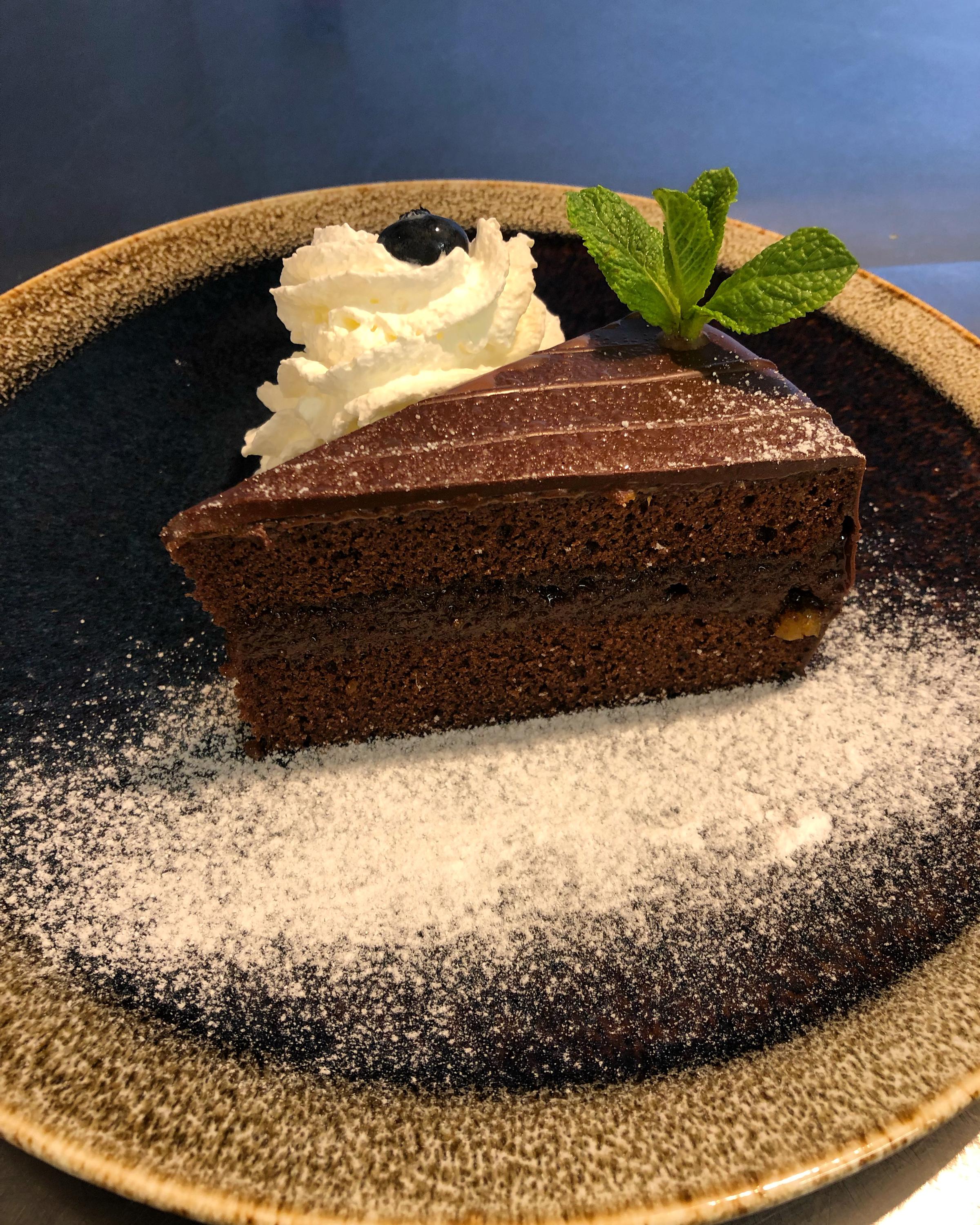 AMIS restaurant, s.r.o.