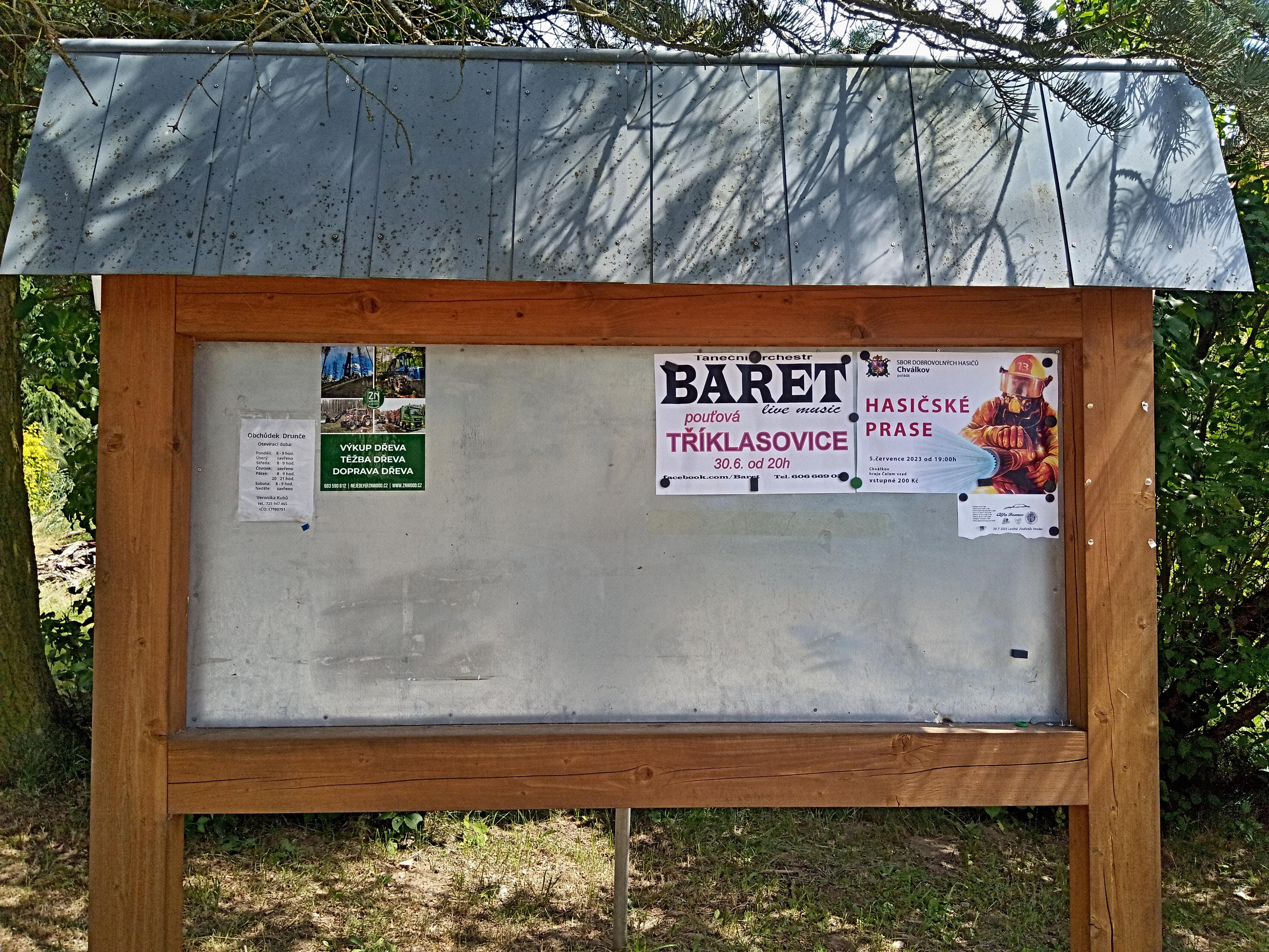 Bořetín - obecní úřad foto 5