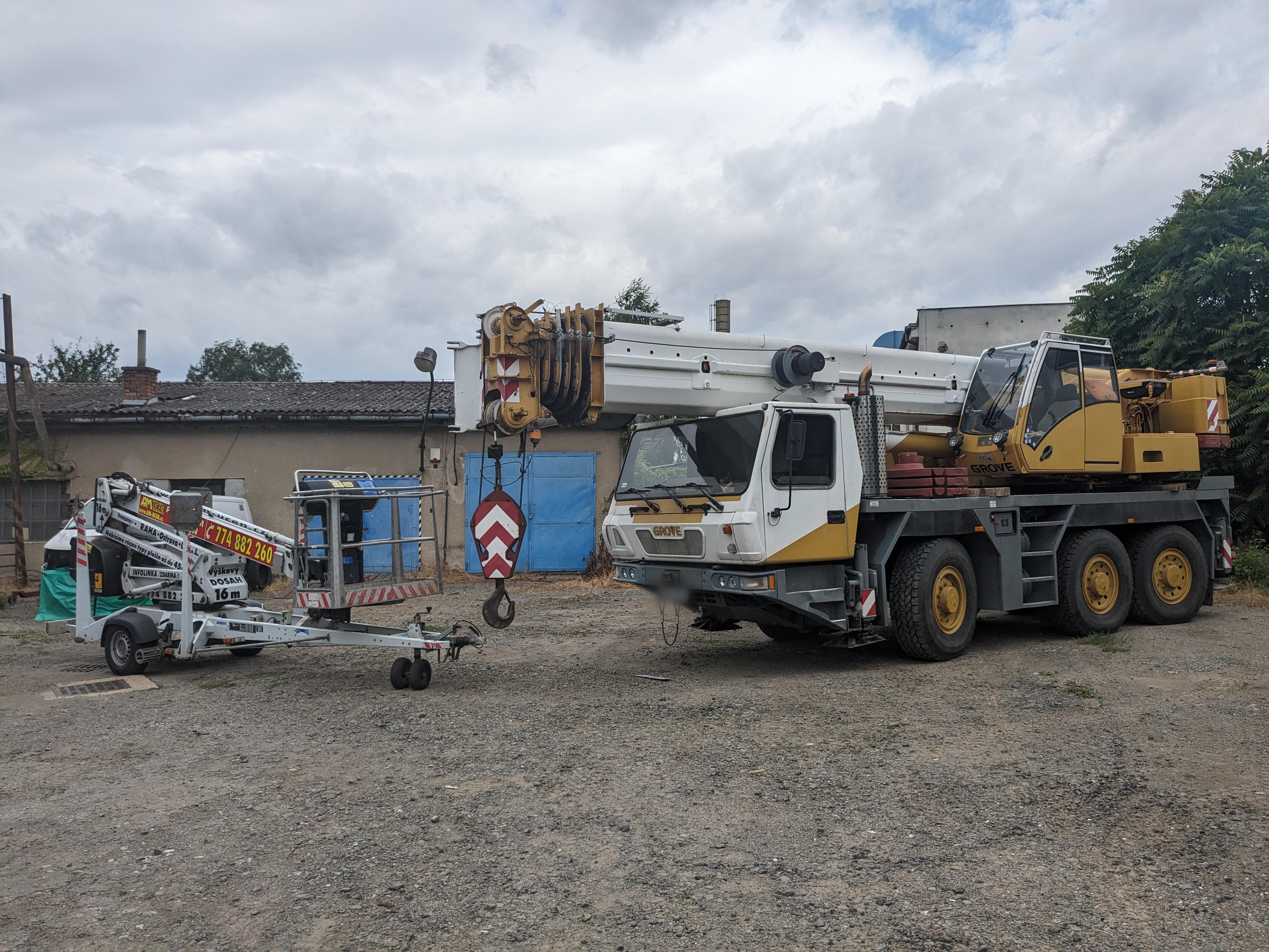 Autojeřáby a pracovní plošiny - Učeň foto 2
