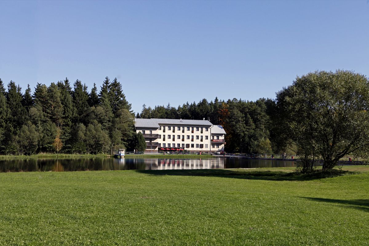 Hotel Renospond - restaurace