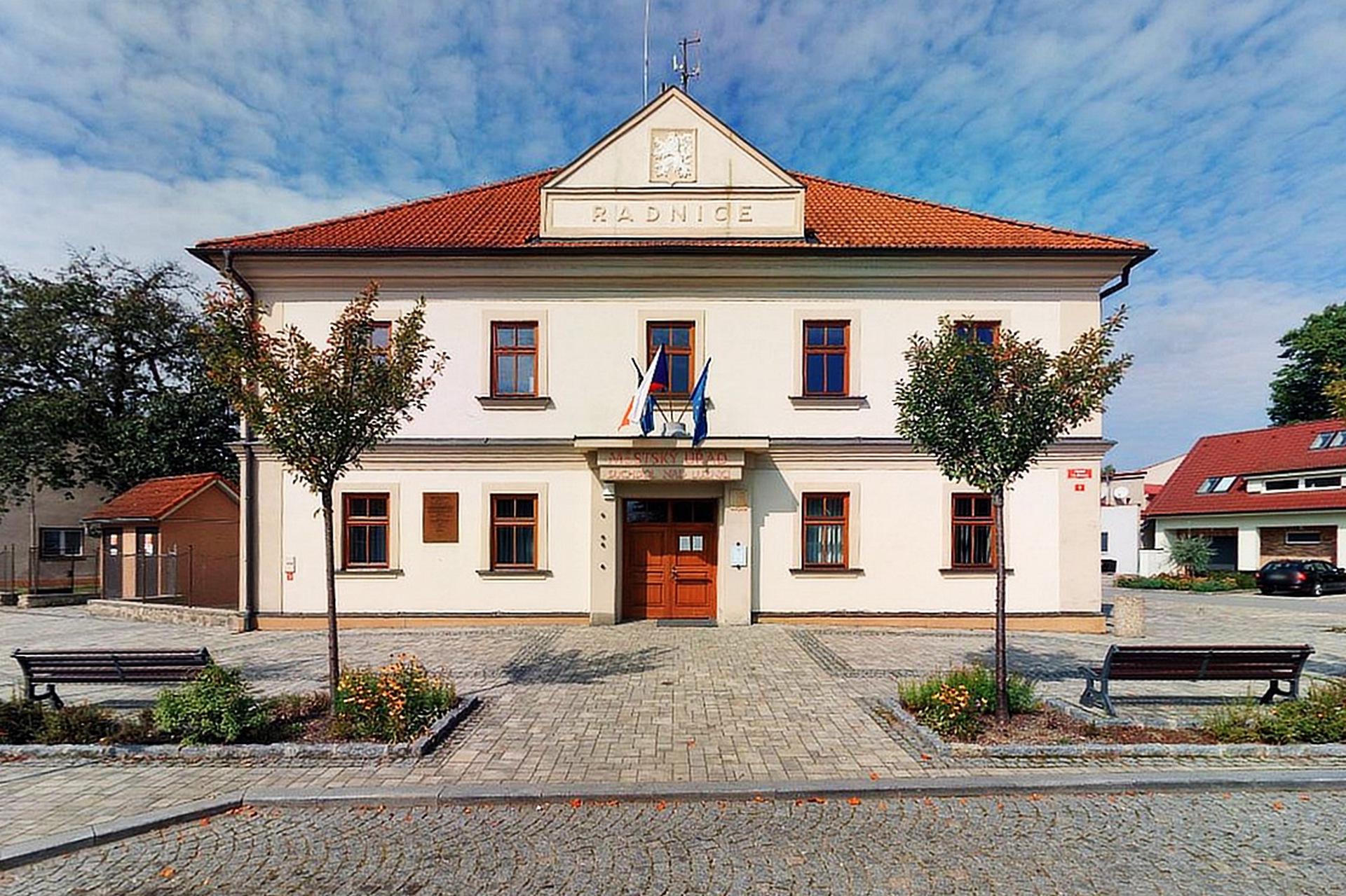 Suchdol nad Lužnicí - městský úřad foto 4