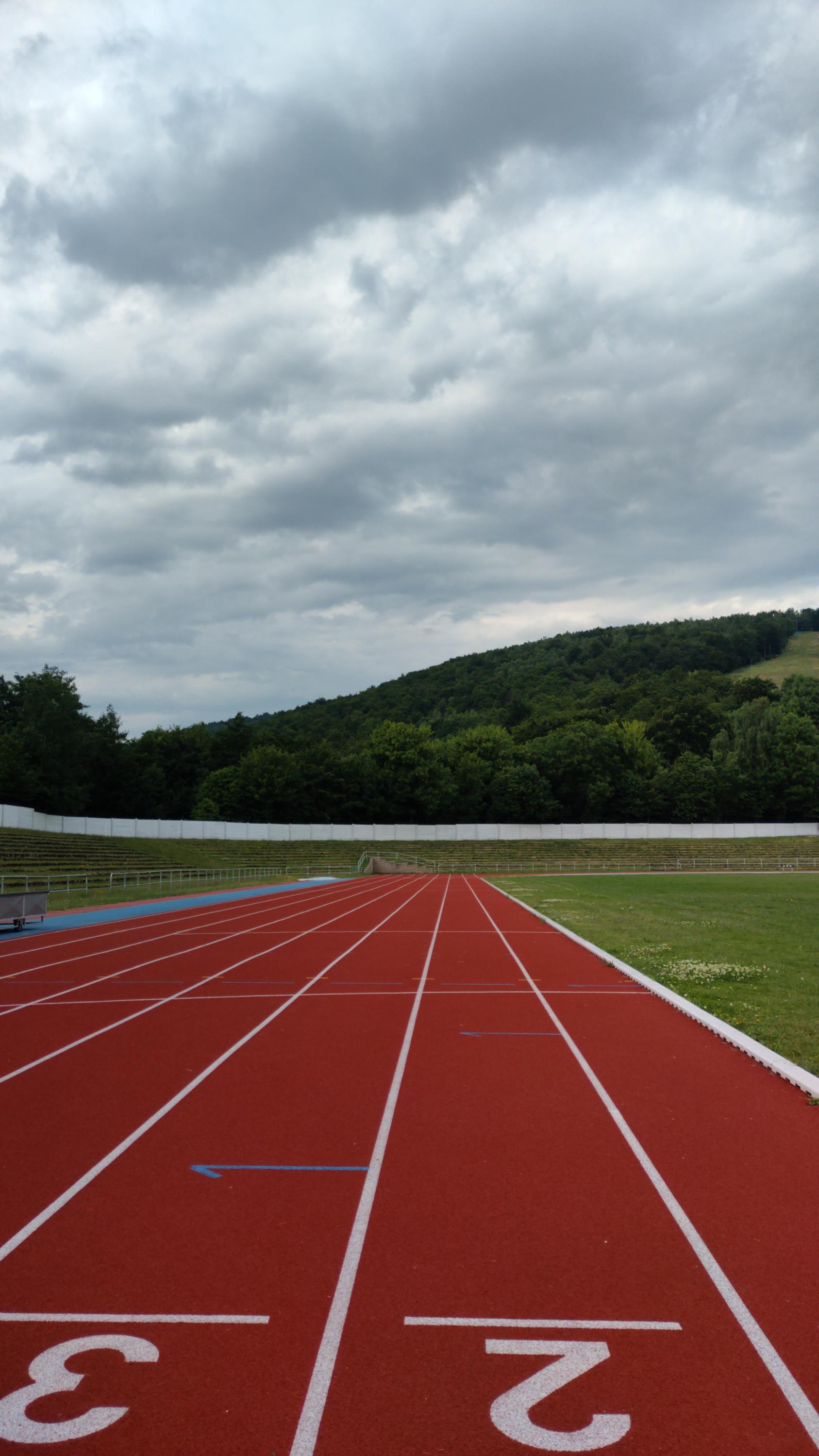 Atletický stadion Meziboří foto 2