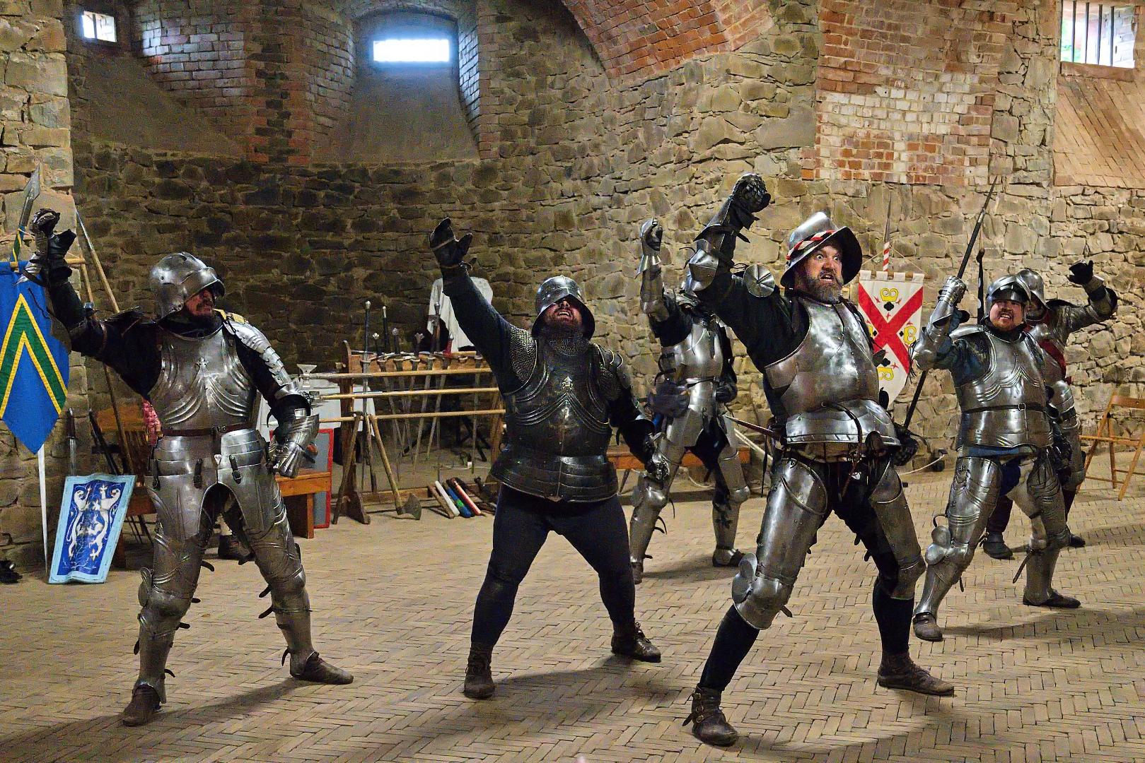 Spolek historického šermu a tance Rytíři svatého Grálu