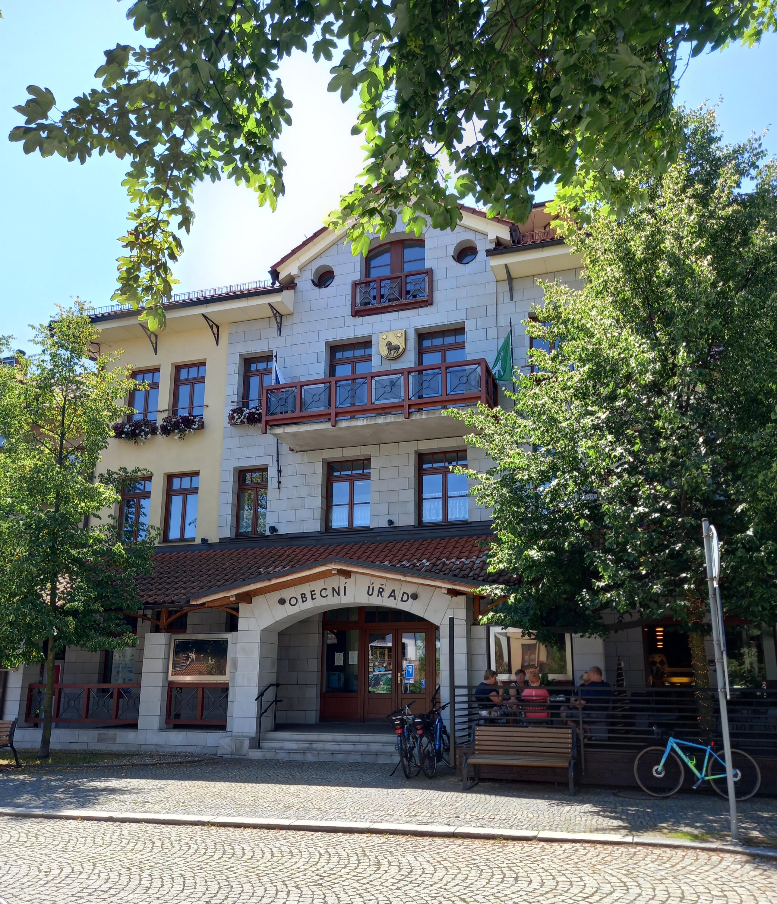 Čeladná - obecní úřad foto 2
