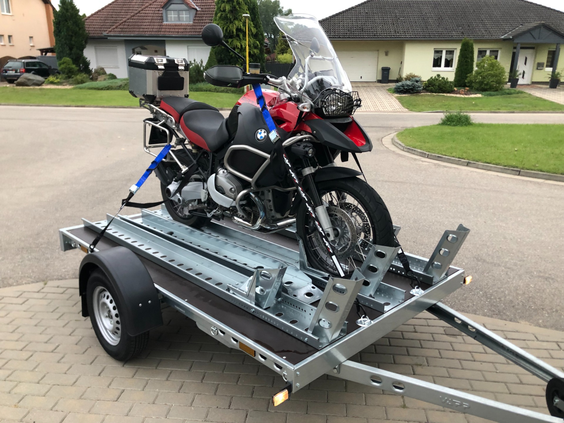 Půjčení vleku na motocykly