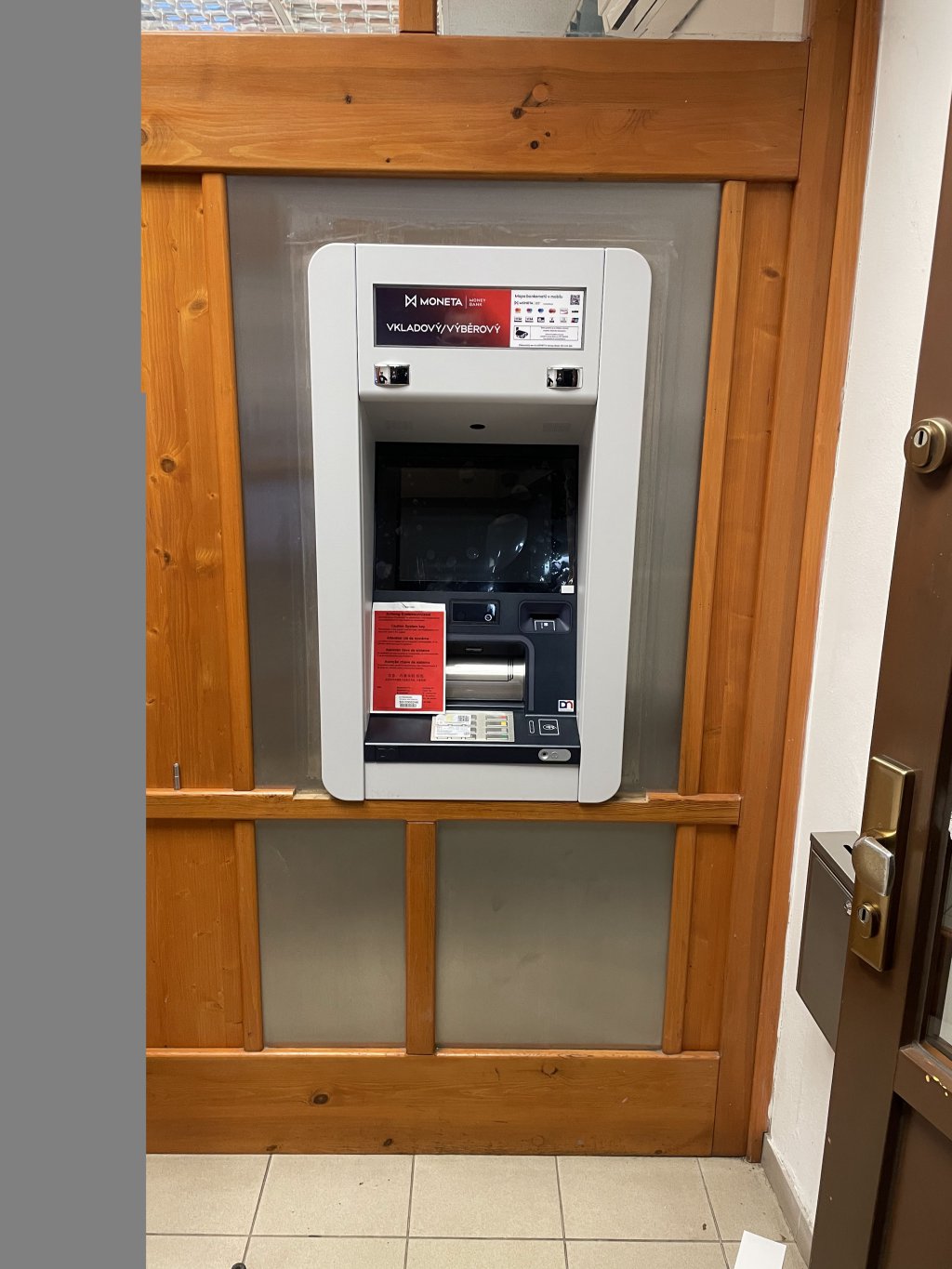 Bankomat MONETA Money Bank vkladový foto 2