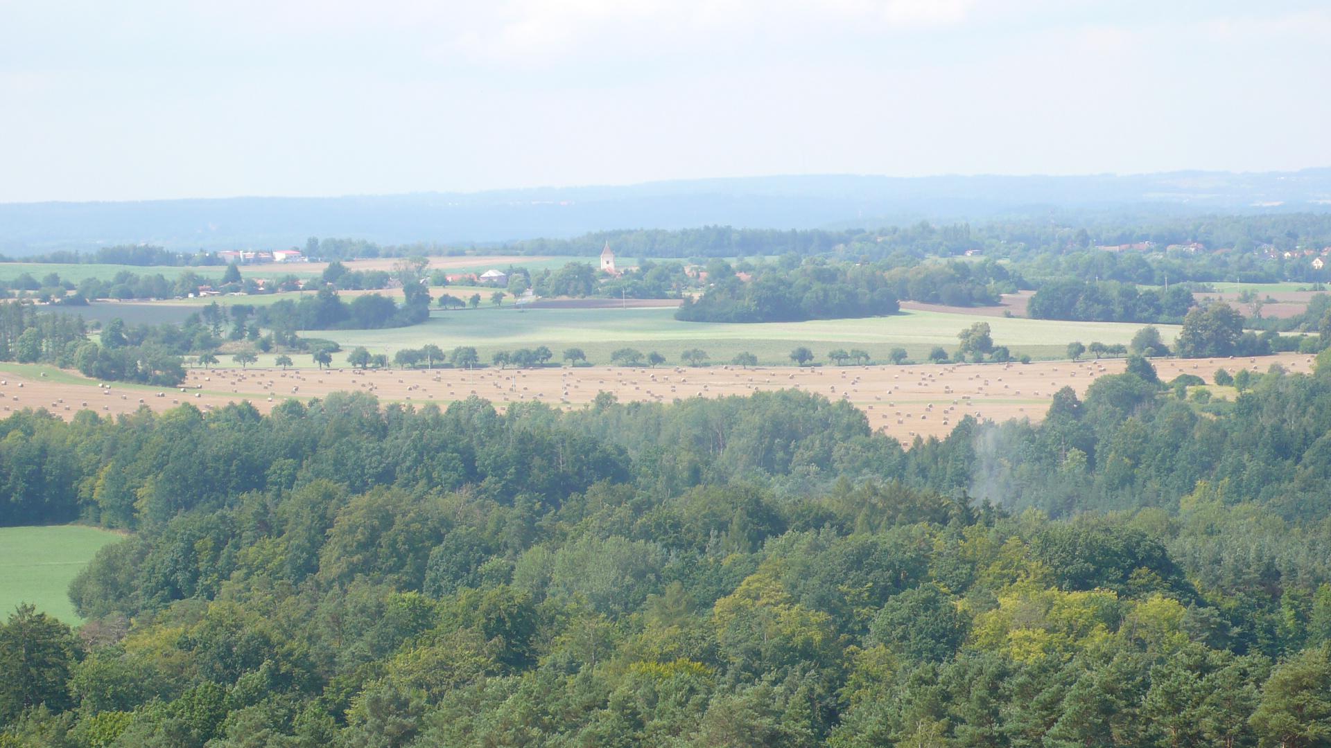 Občertsvení Rozhledna Borůvka foto 6