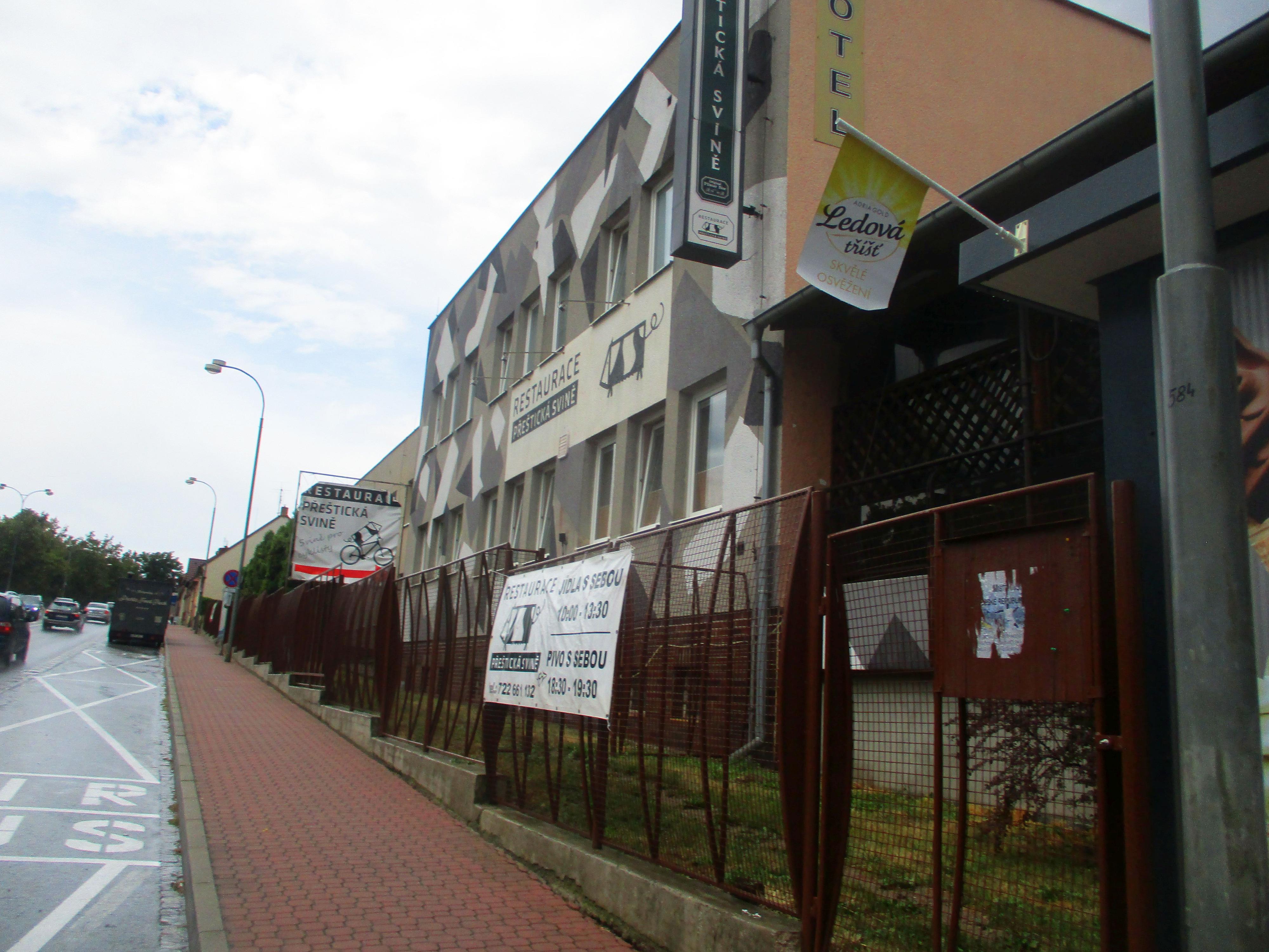 Restaurace Přeštická Svině foto 3