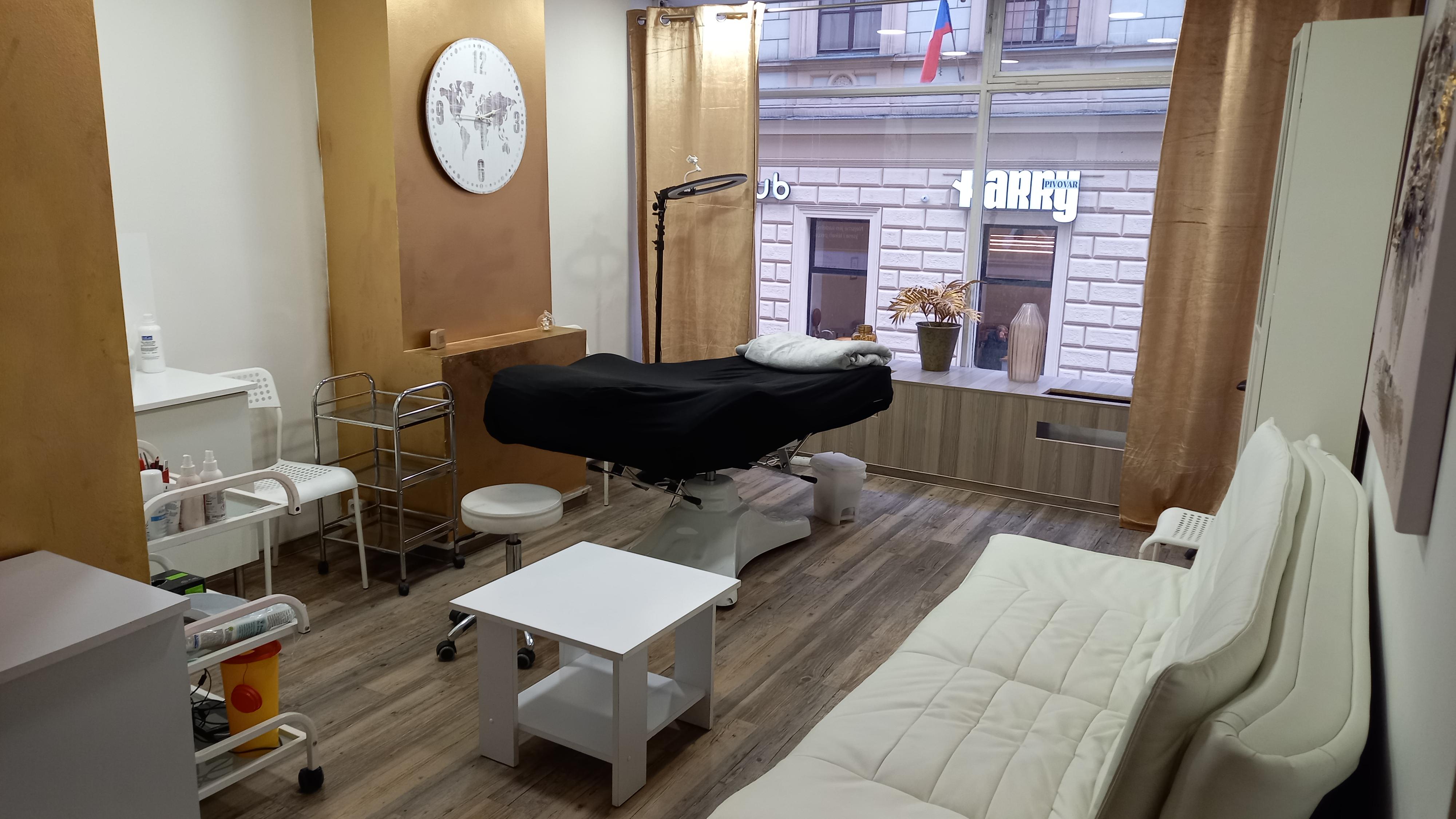 Academy of Beauty - kosmetické kurzy foto 6